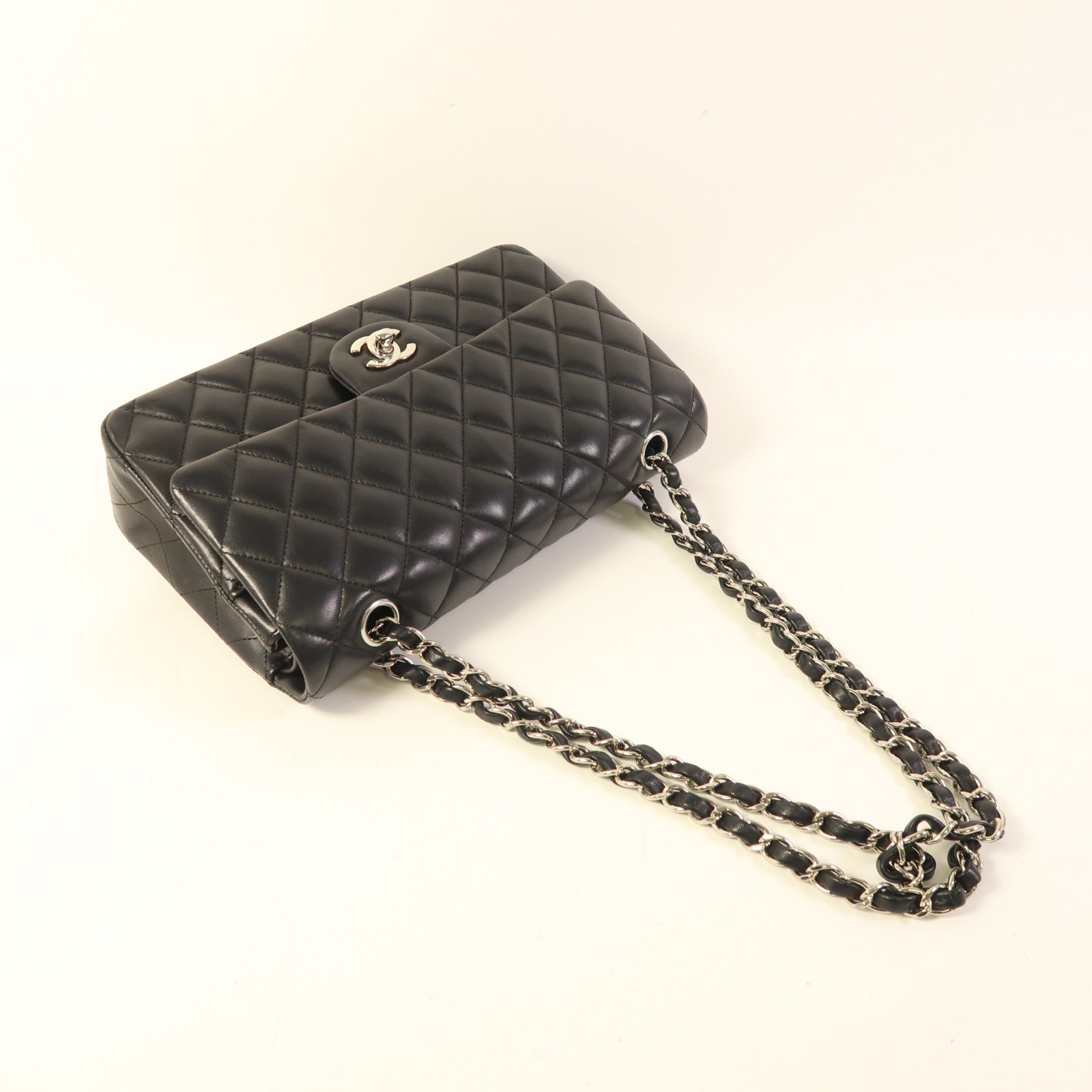 CHANEL 羊皮皮革Classic 25銀扣鏈帶肩背袋