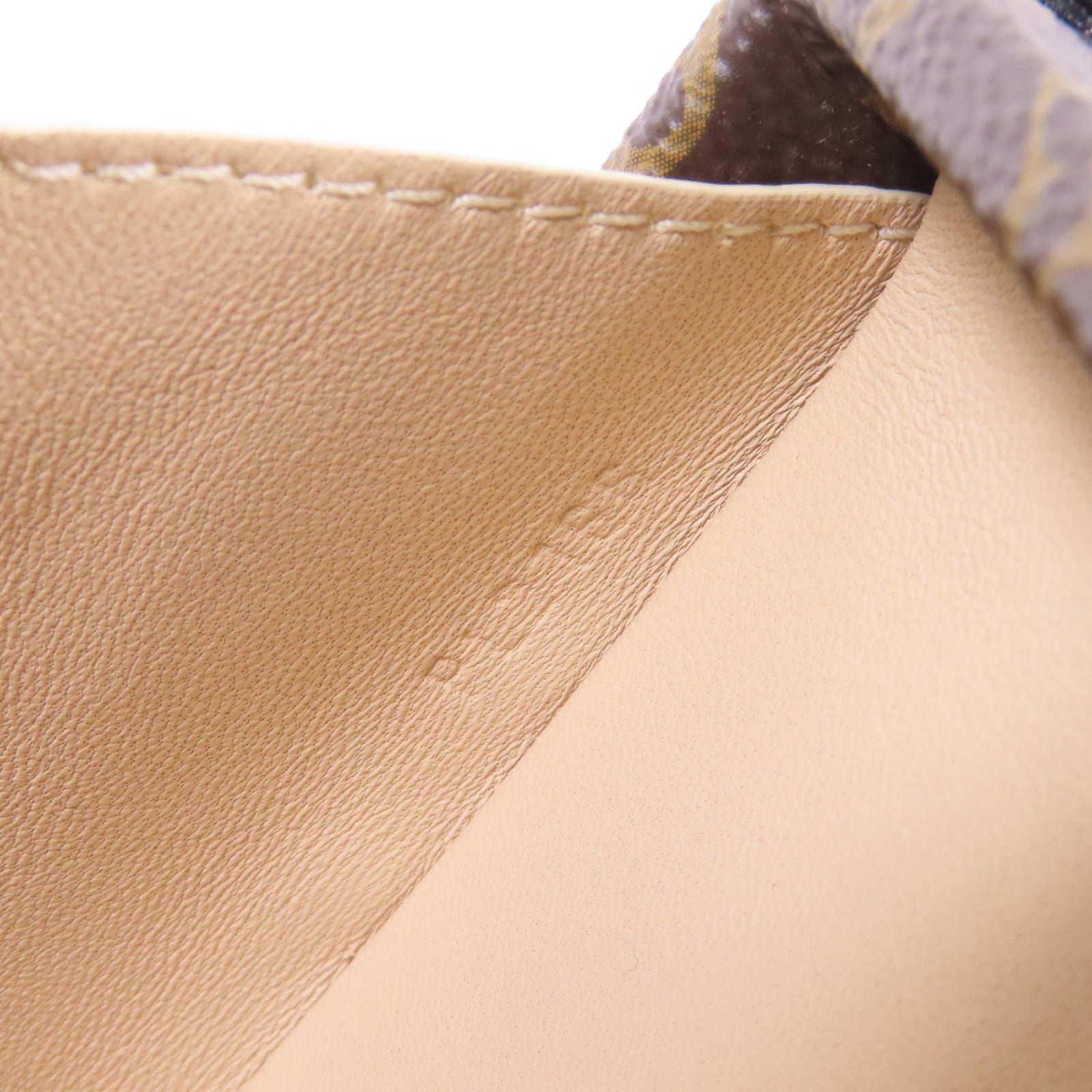 LOUIS VUITTON Monogram Petite Malle金扣肩背袋