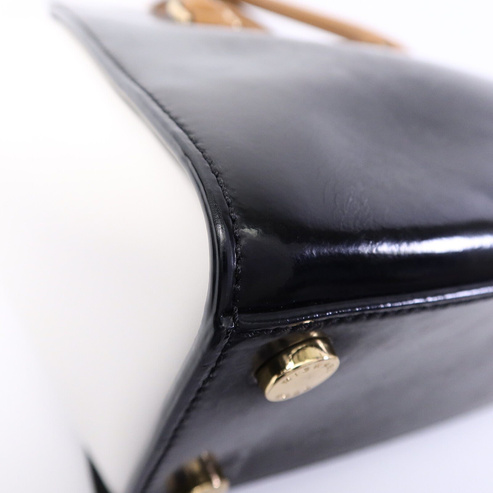 Michael Kors 漆皮皮革2 Way Shoulder Bag手挽肩背兩用袋