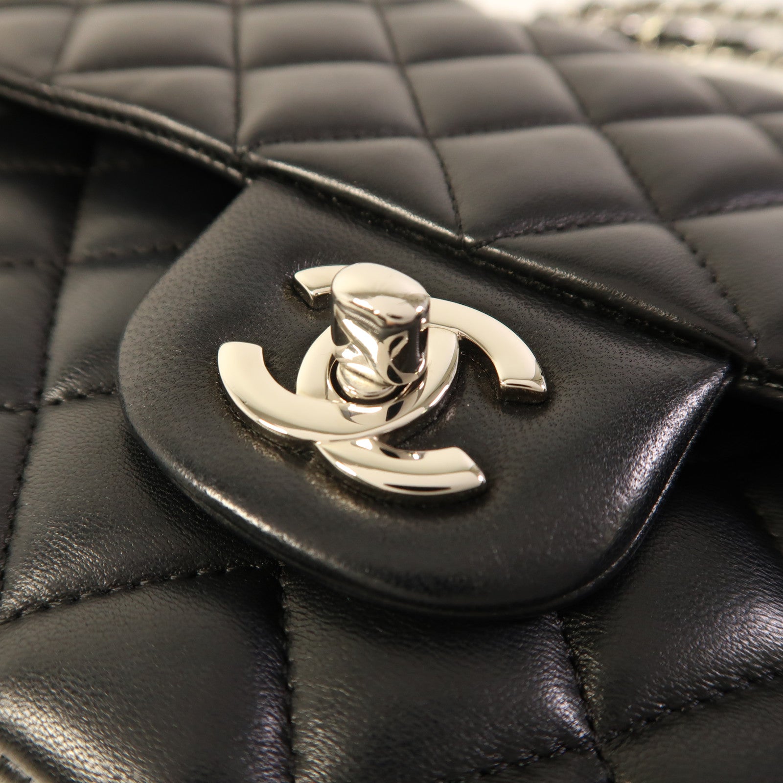 CHANEL 羊皮皮革Classic 25銀扣鏈帶肩背袋