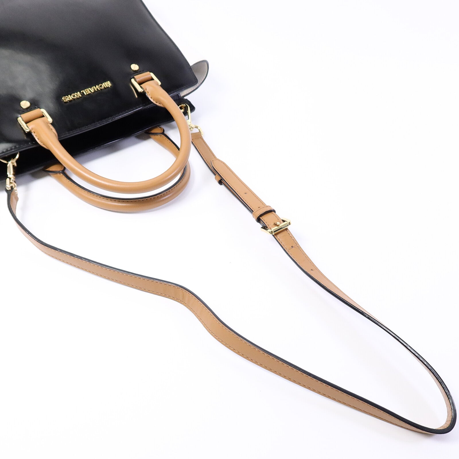 Michael Kors 漆皮皮革2 Way Shoulder Bag手挽肩背兩用袋