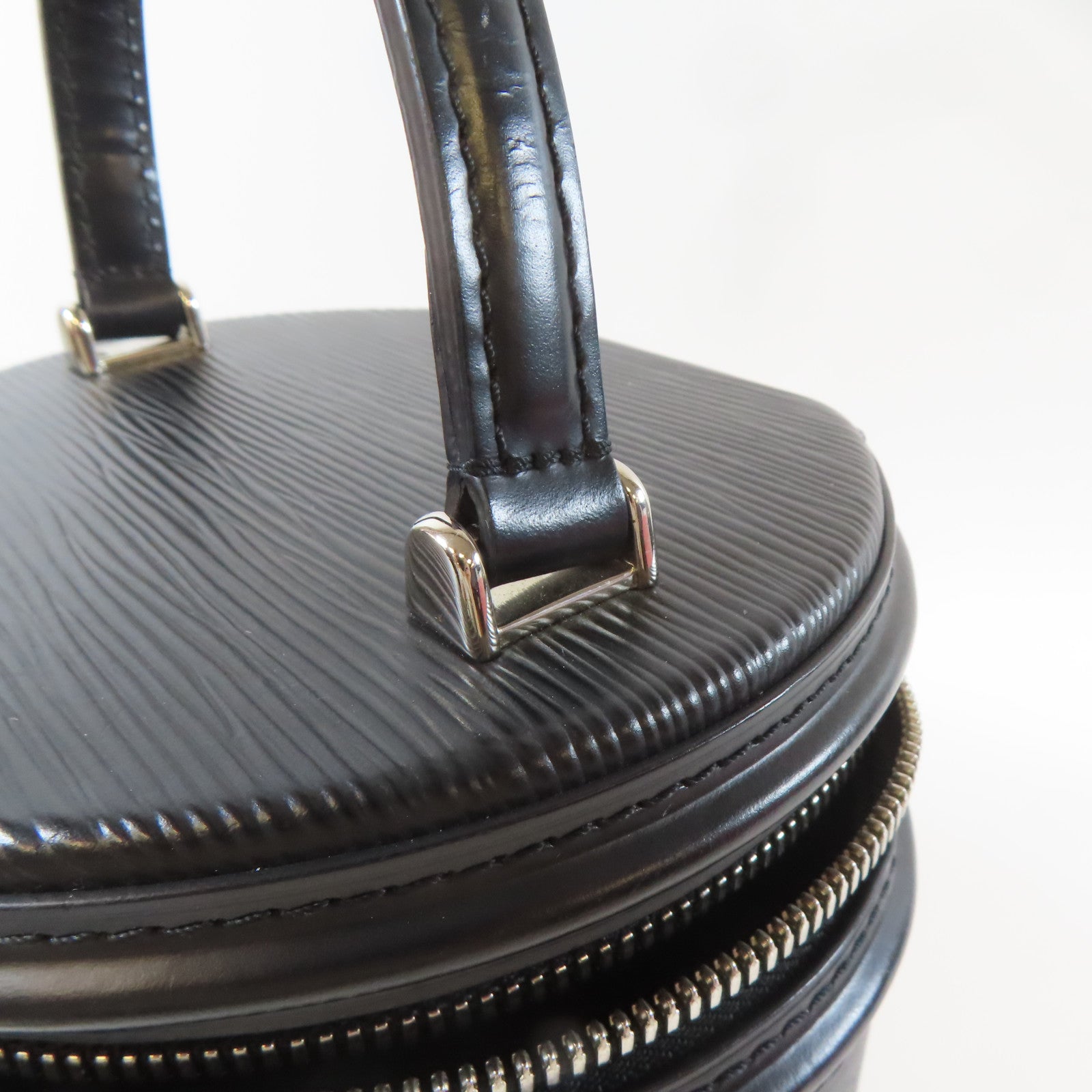 LOUIS VUITTON 【激減優惠】Epi Cannes 2 Way Shoulder Bag銀扣手挽肩背兩用袋黑色