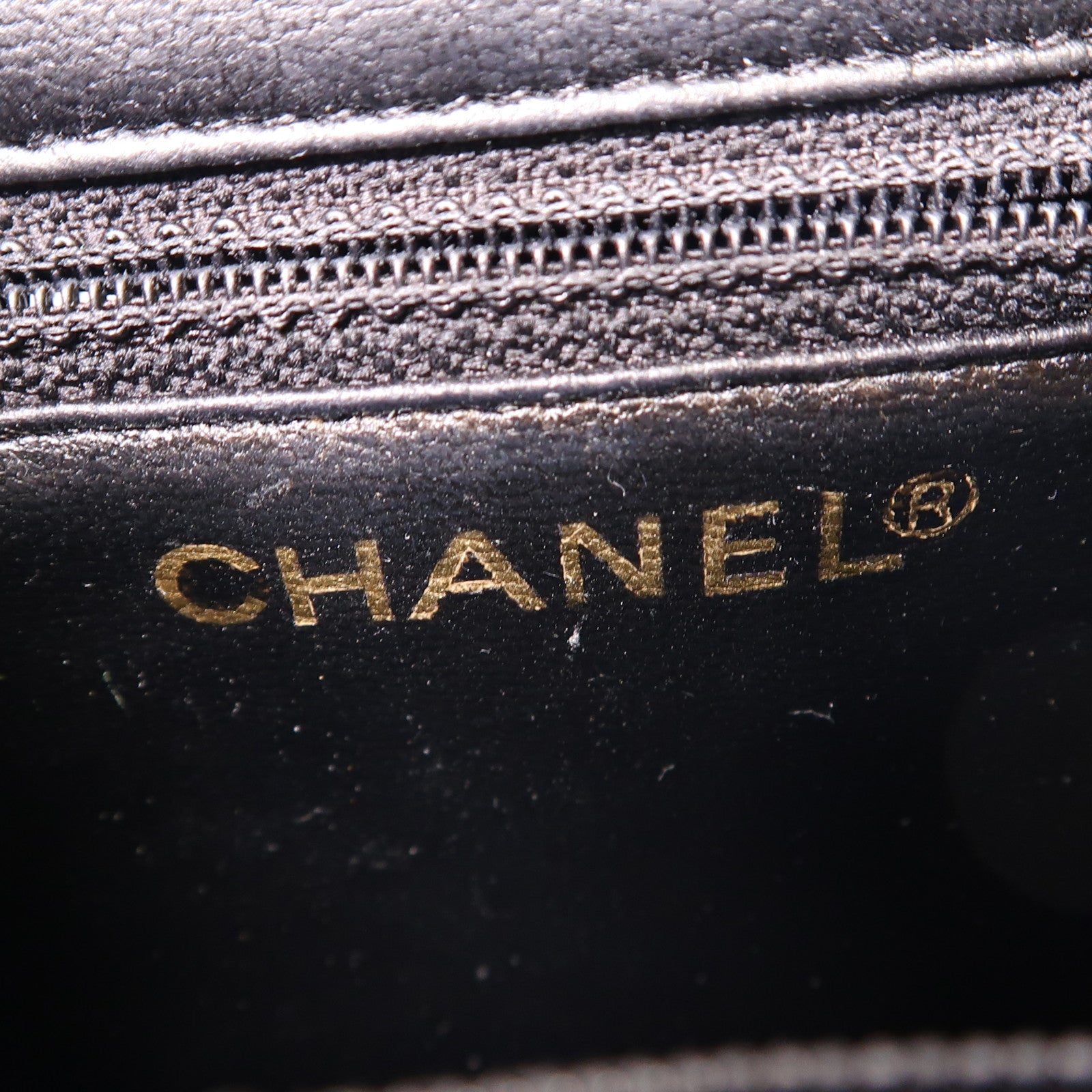 CHANEL 牛皮皮革Chain Shoulder金扣肩背袋