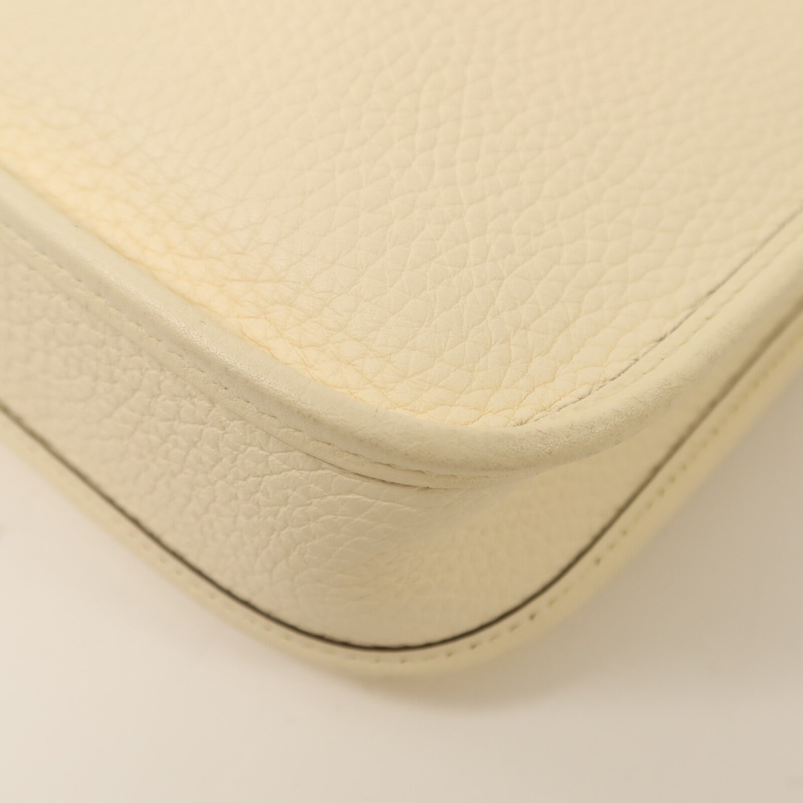 HERMES Clemence皮革Evelyne TPM銀扣肩背袋Nata