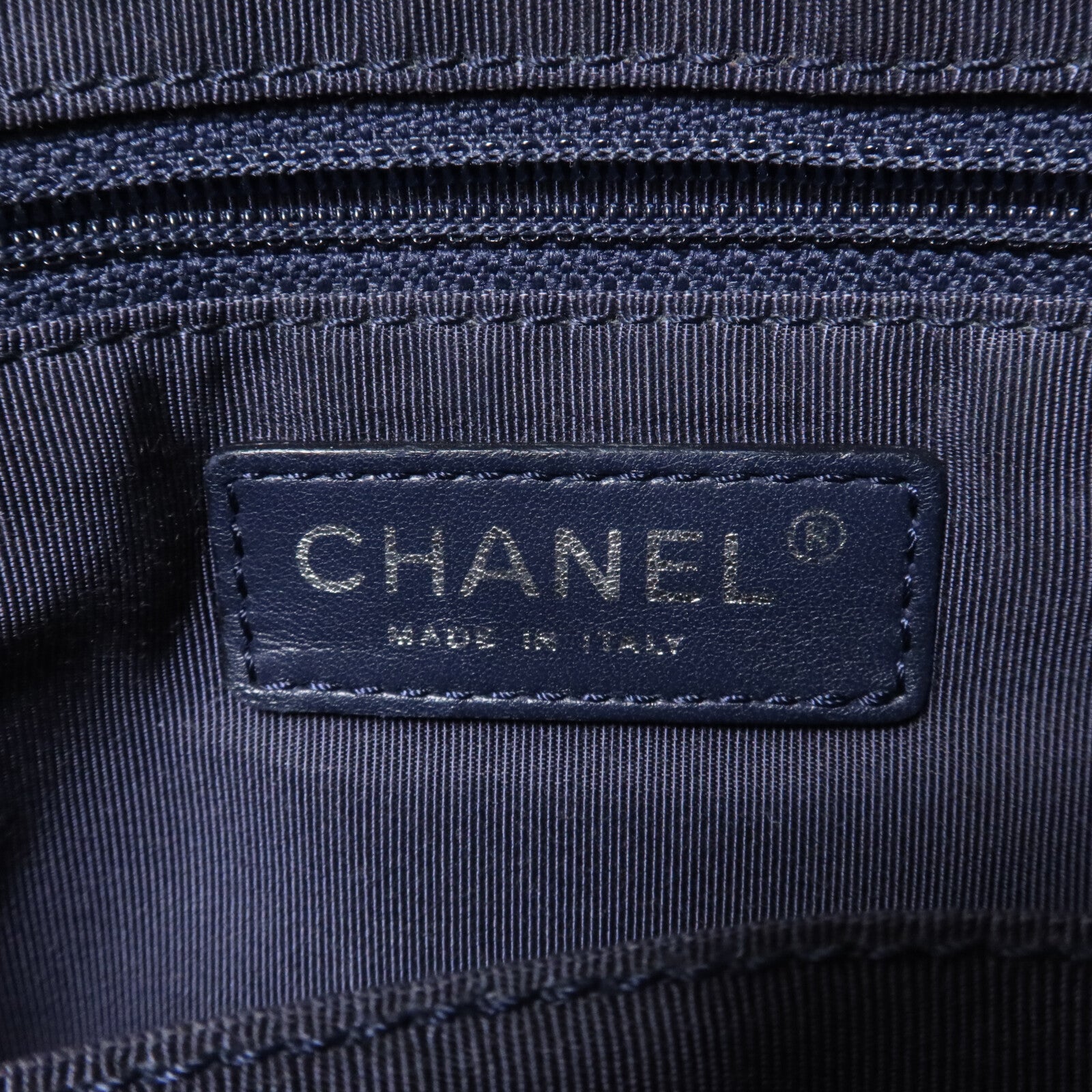 CHANEL 牛皮皮革Shoulder Bag鏈帶肩背袋