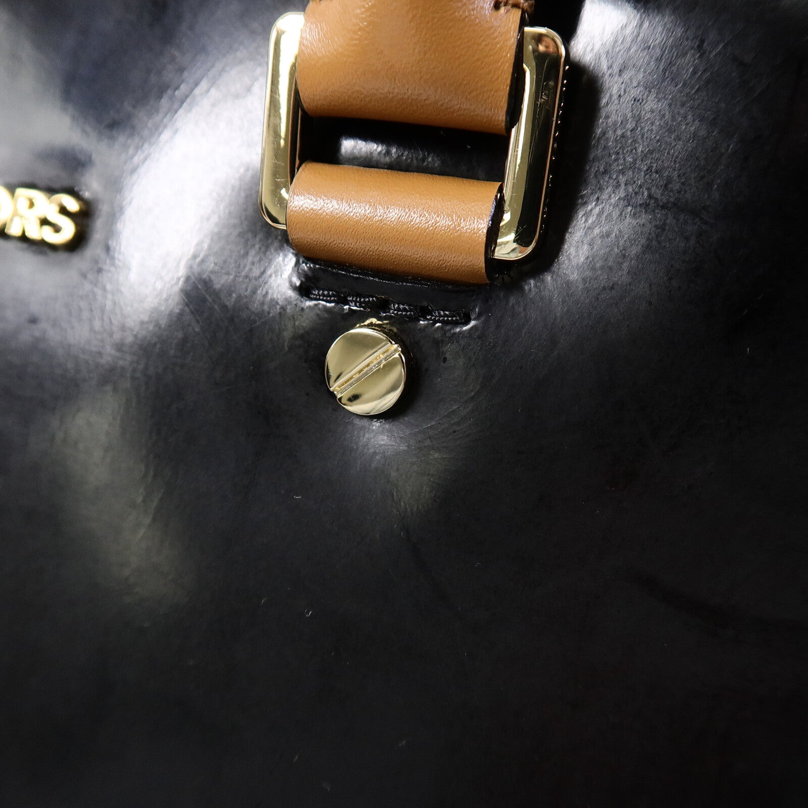 Michael Kors 漆皮皮革2 Way Shoulder Bag手挽肩背兩用袋