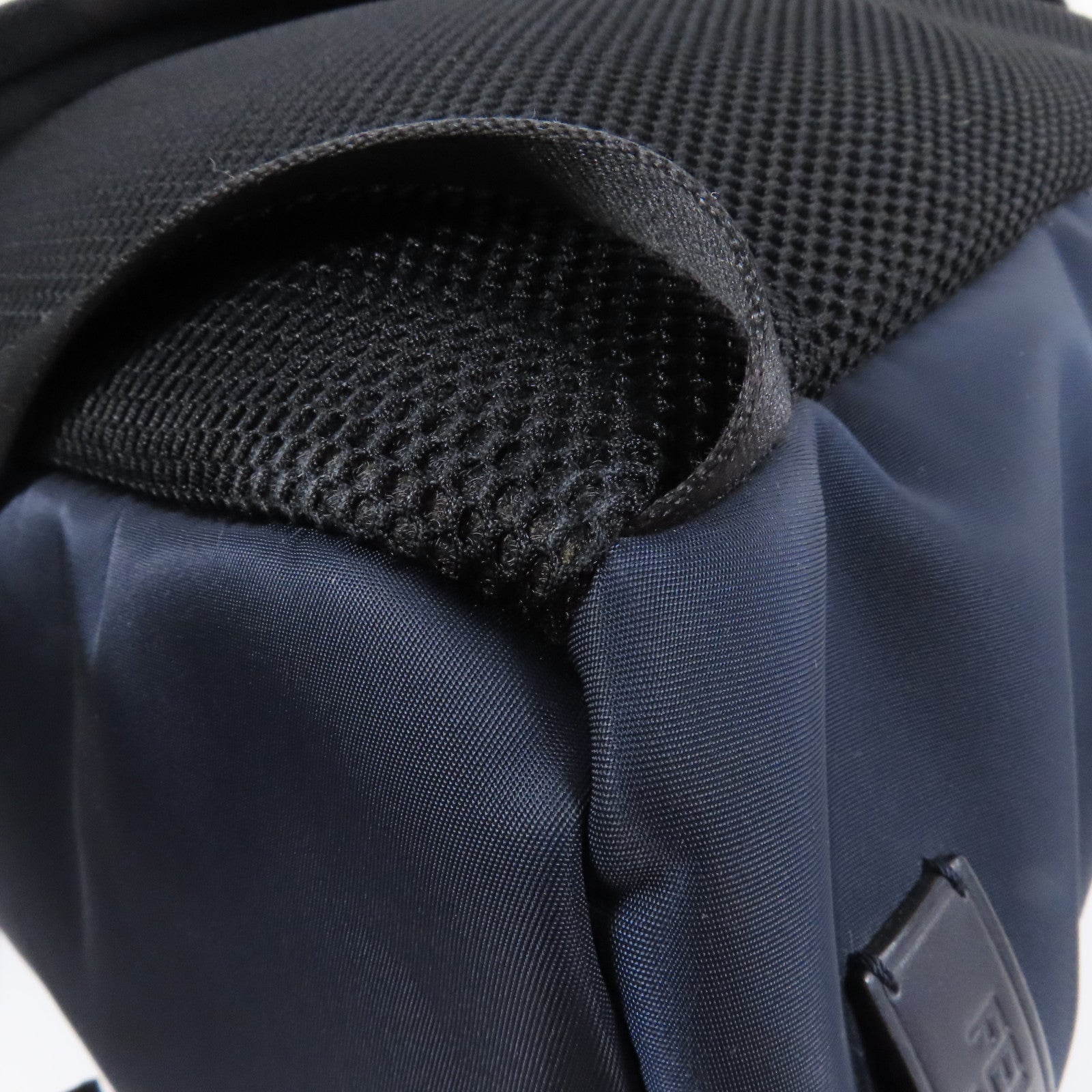 FENDI 牛皮皮革/尼龍Monster Eyes Backpack銀扣背包黑色