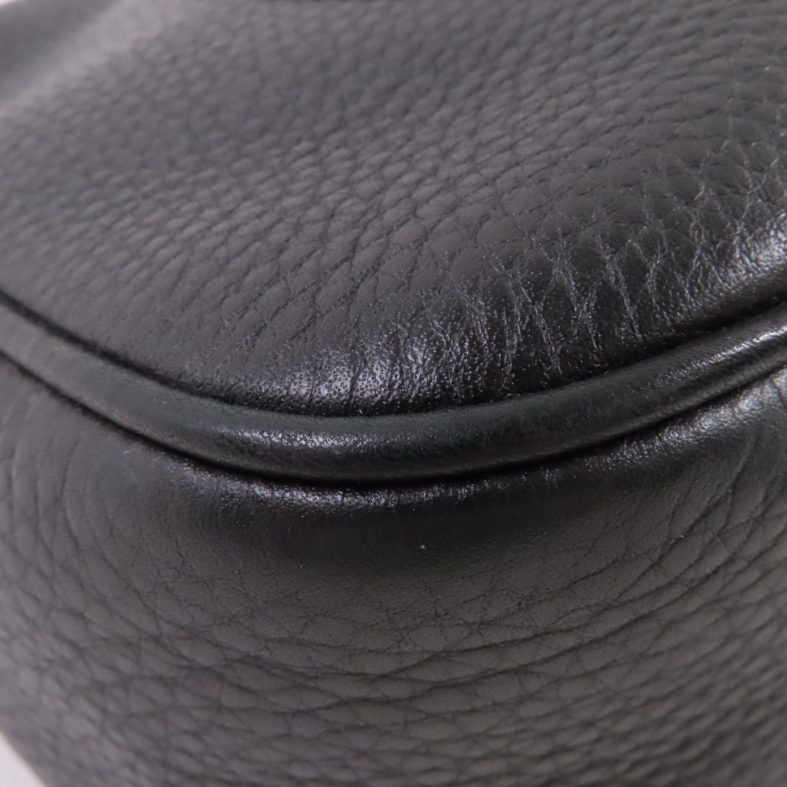 GUCCI 牛皮皮革Soho Disco Shoulder Bag金扣肩背袋黑色