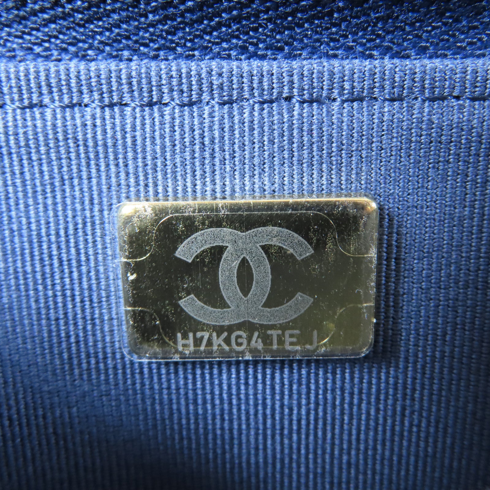 CHANEL 【激減優惠】牛仔布Wallet On Chain金扣鏈帶肩背袋藍色