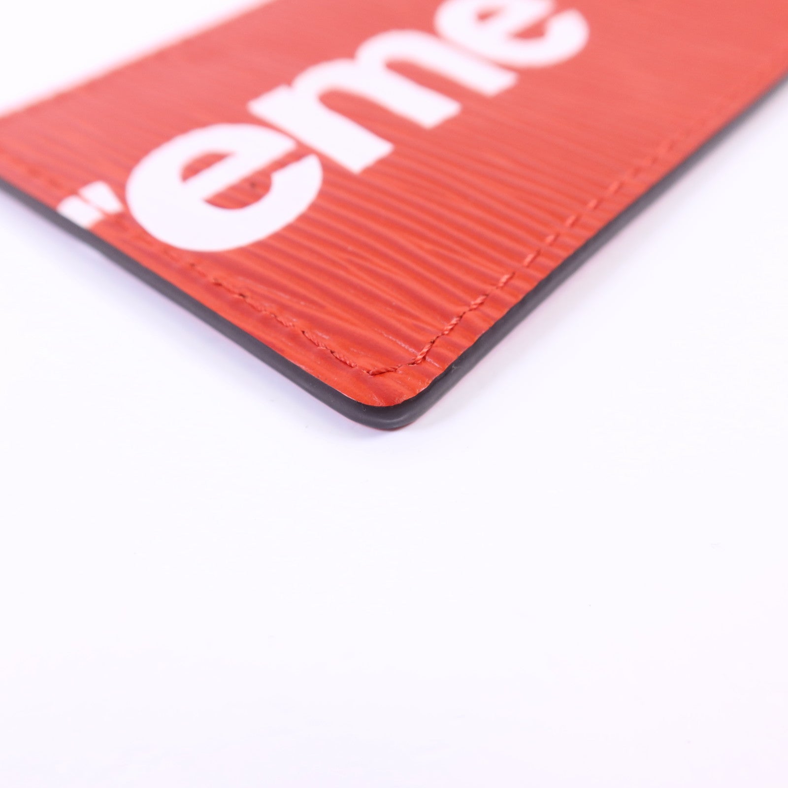 LOUIS VUITTON Epi LV x Supreme Collaboration Bag Charm Set銀扣旅行姓名標籤