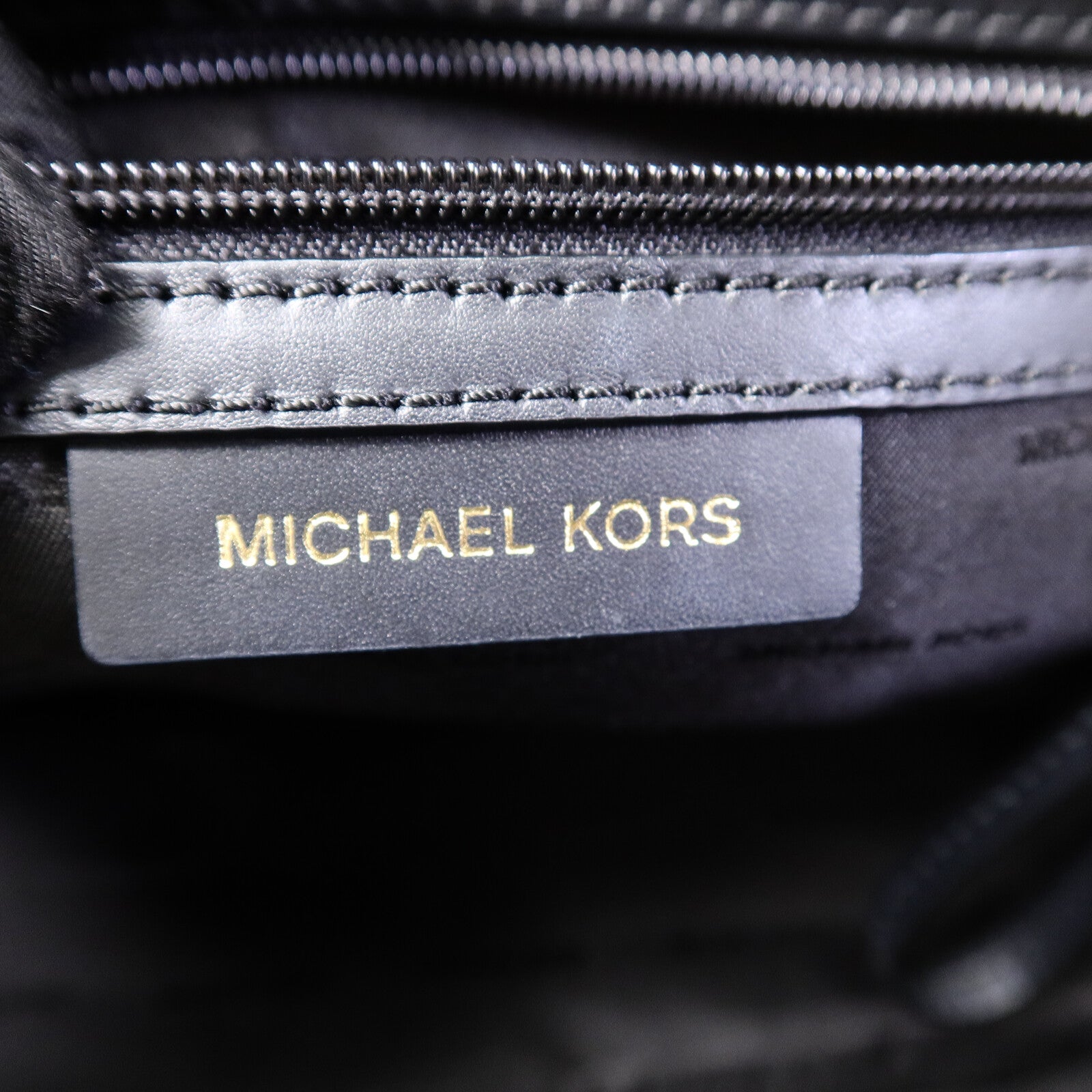 Michael Kors 漆皮皮革2 Way Shoulder Bag手挽肩背兩用袋