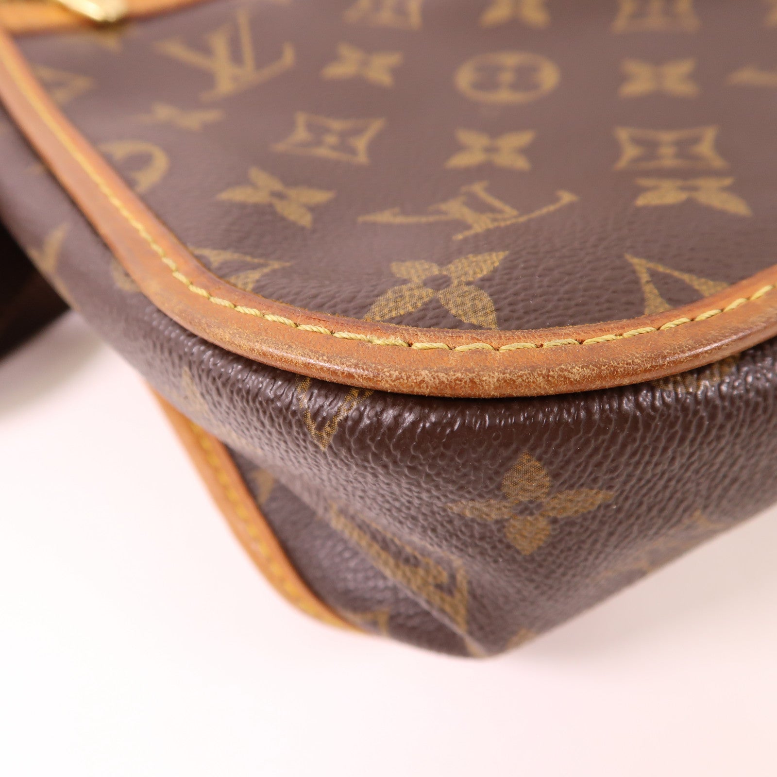 LOUIS VUITTON Monogram Bosphore金扣肩背袋