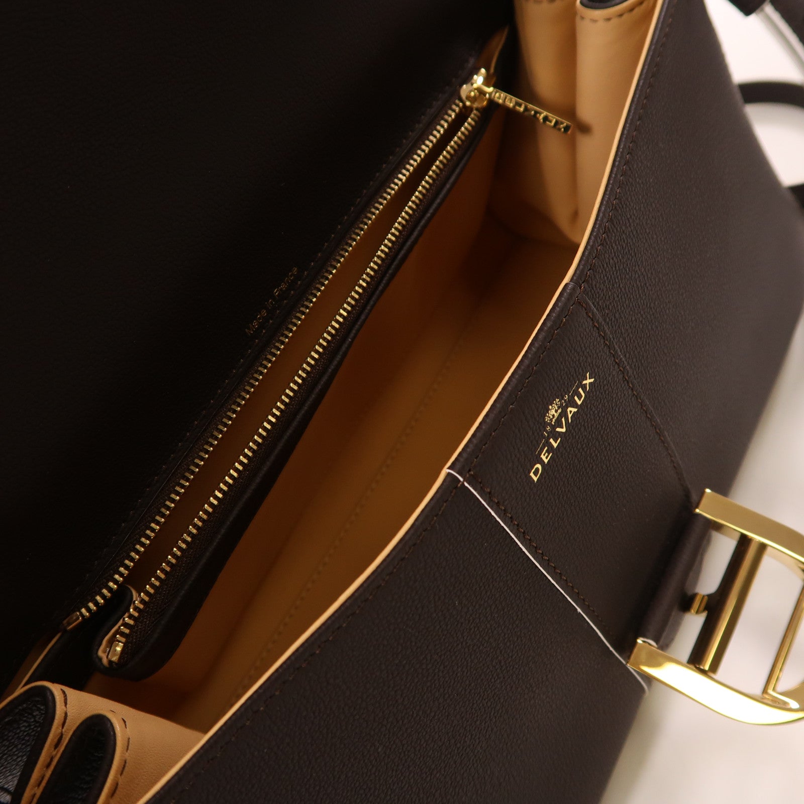 Delvaux 牛皮皮革Briliant East&West金扣手挽肩背兩用袋