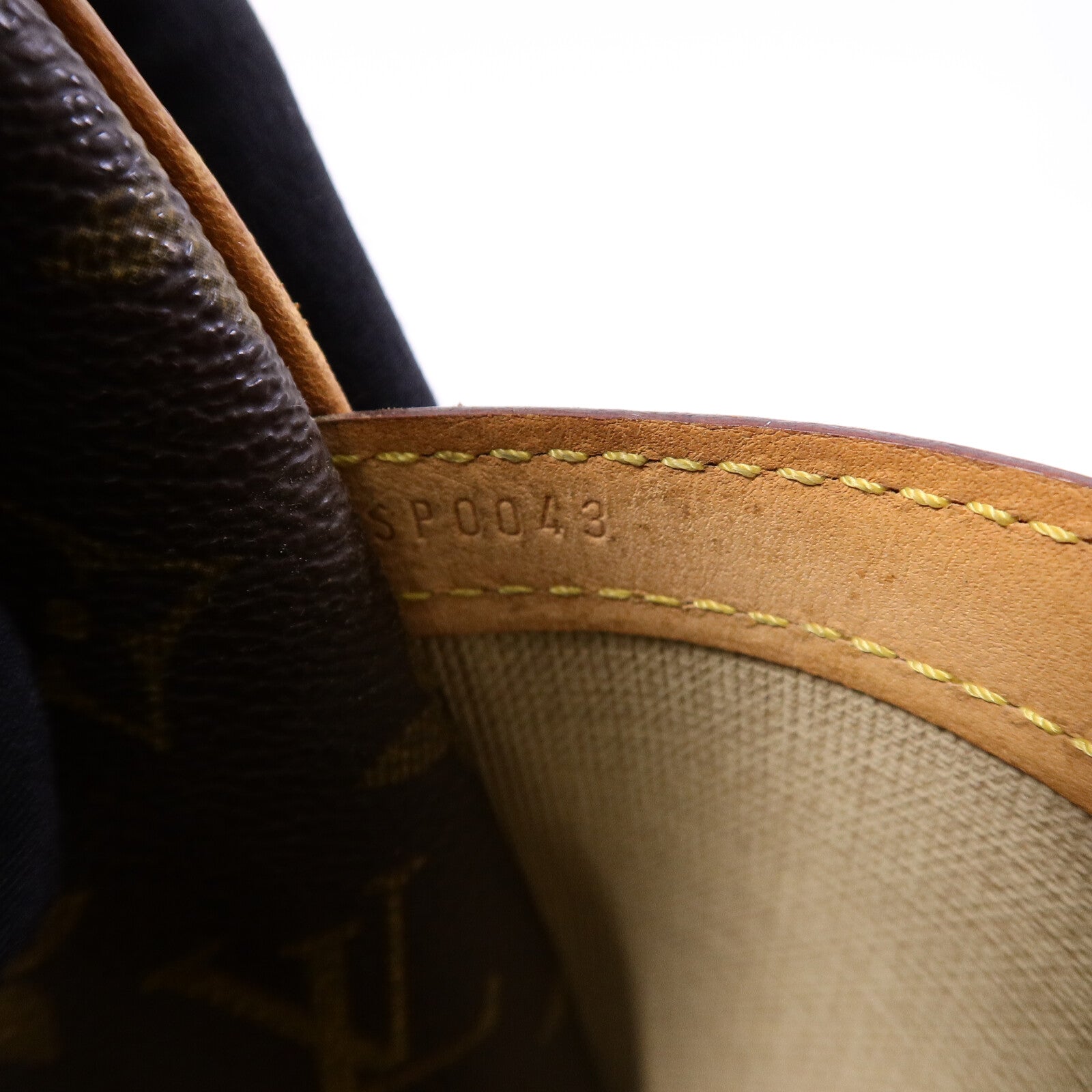 LOUIS VUITTON Monogram Reporter PM肩背袋