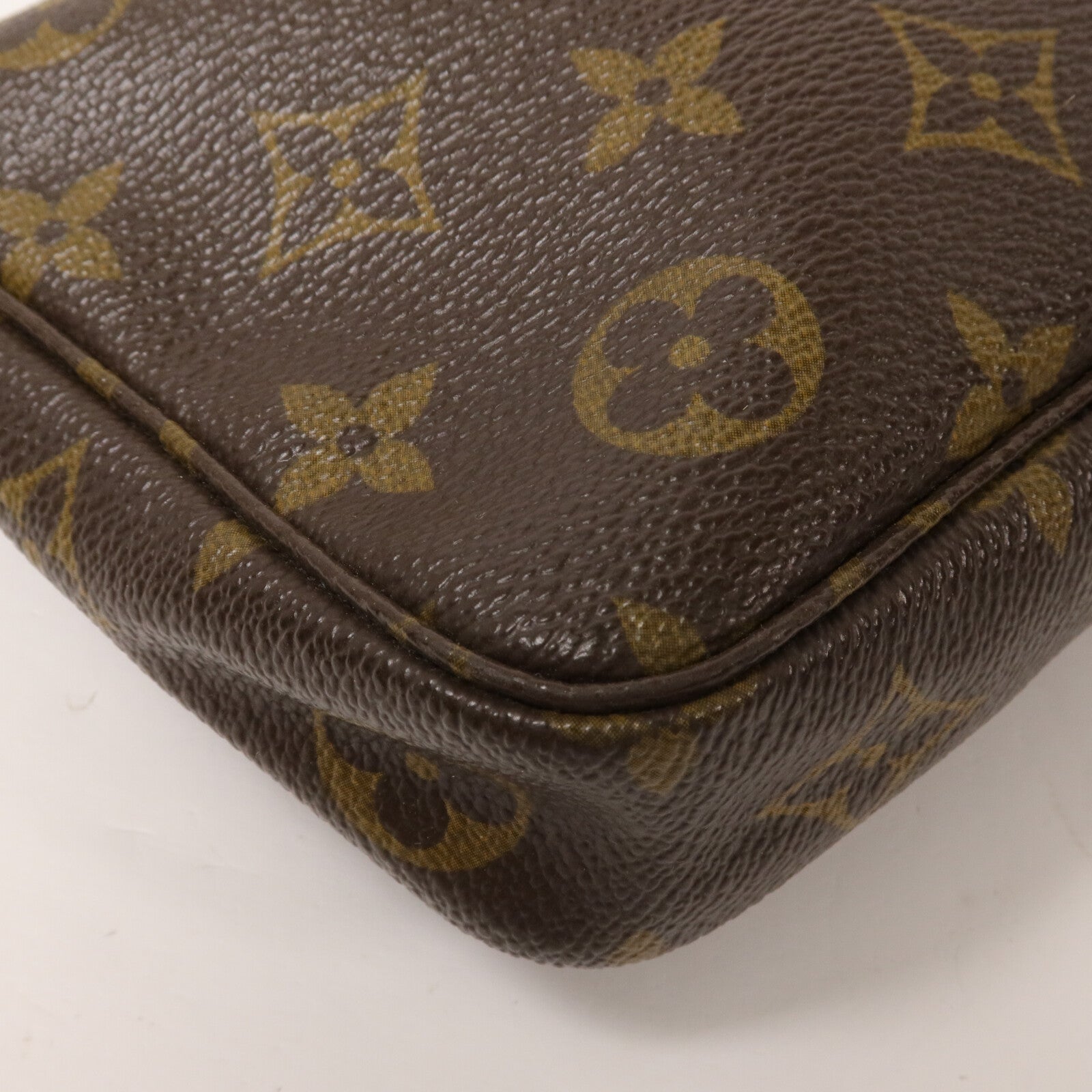 LOUIS VUITTON Monogram Cherry Pochette Accessoires手拿包