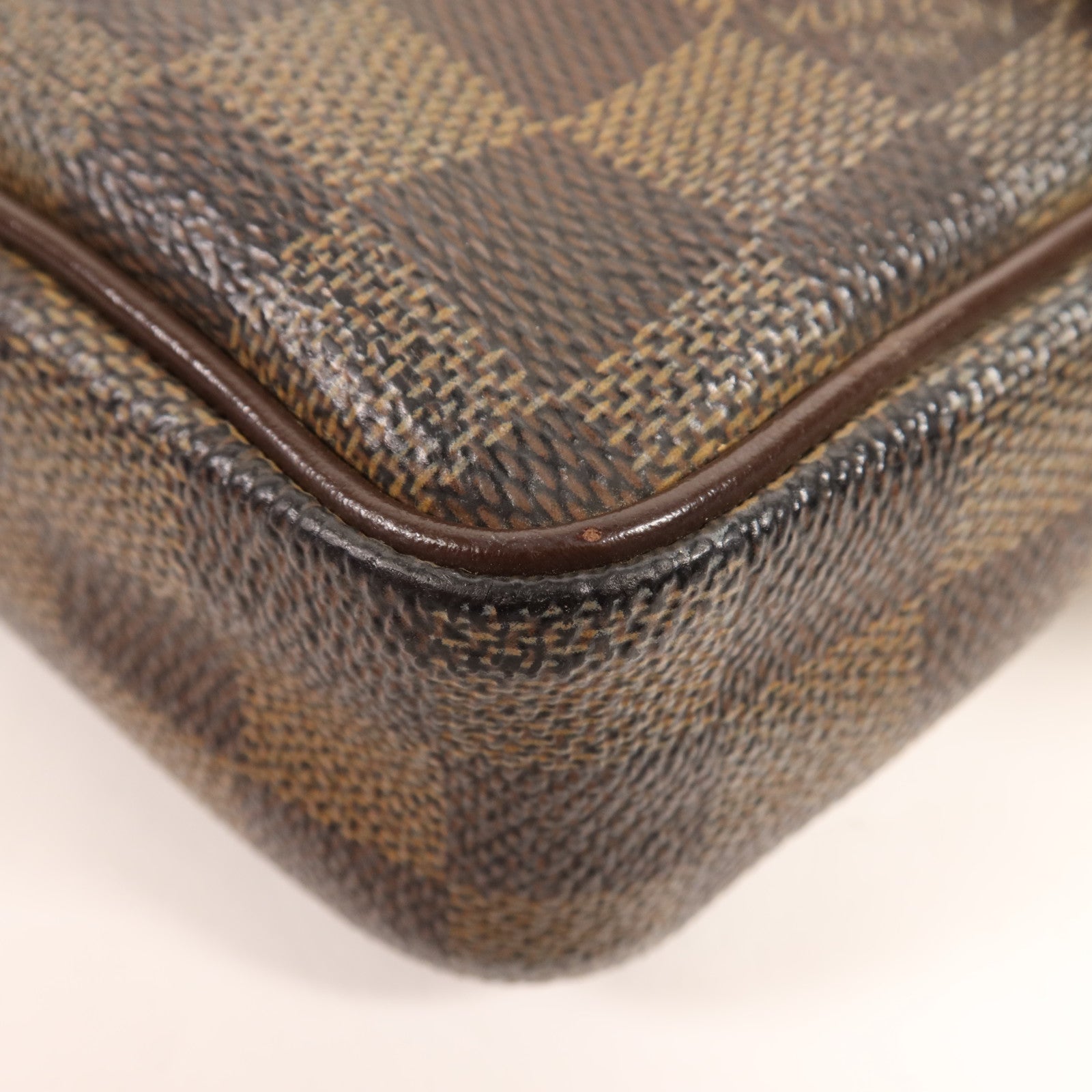 LOUIS VUITTON Damier Pochette Macau手拿包