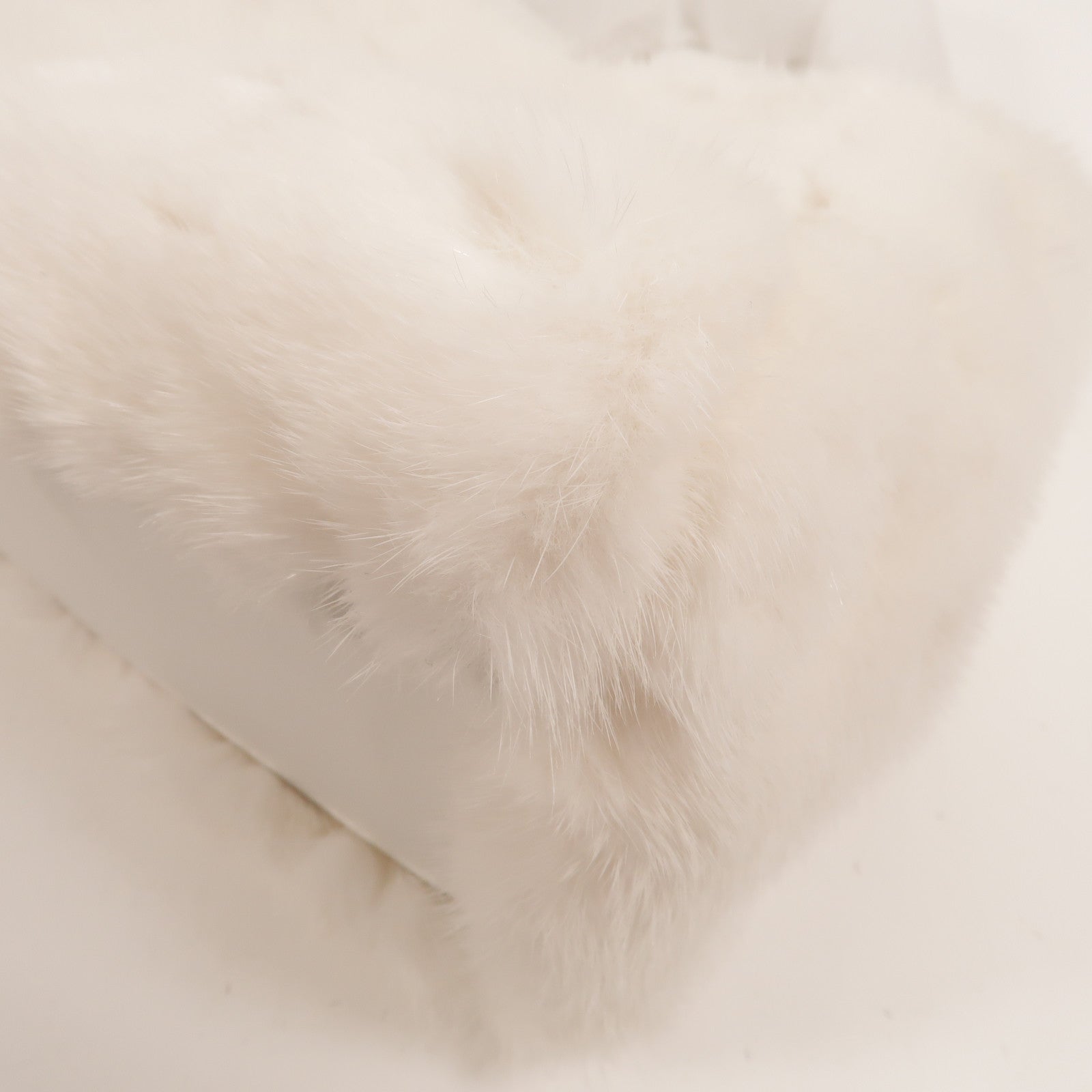 FENDI Mink/羊皮皮革Peekaboo Mini手挽肩背兩用袋