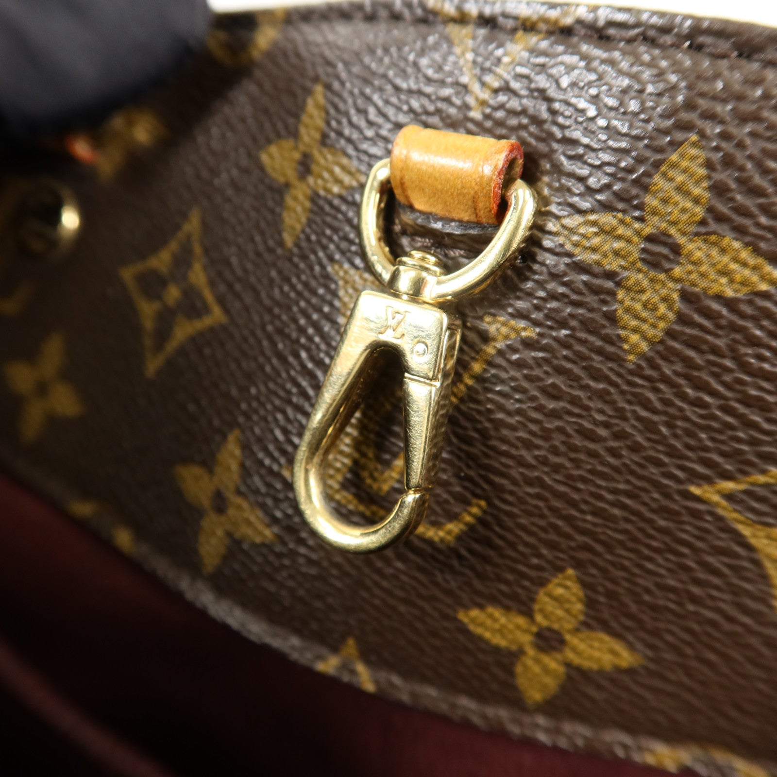 LOUIS VUITTON Monogram Montaigne MM金扣手挽肩背兩用袋