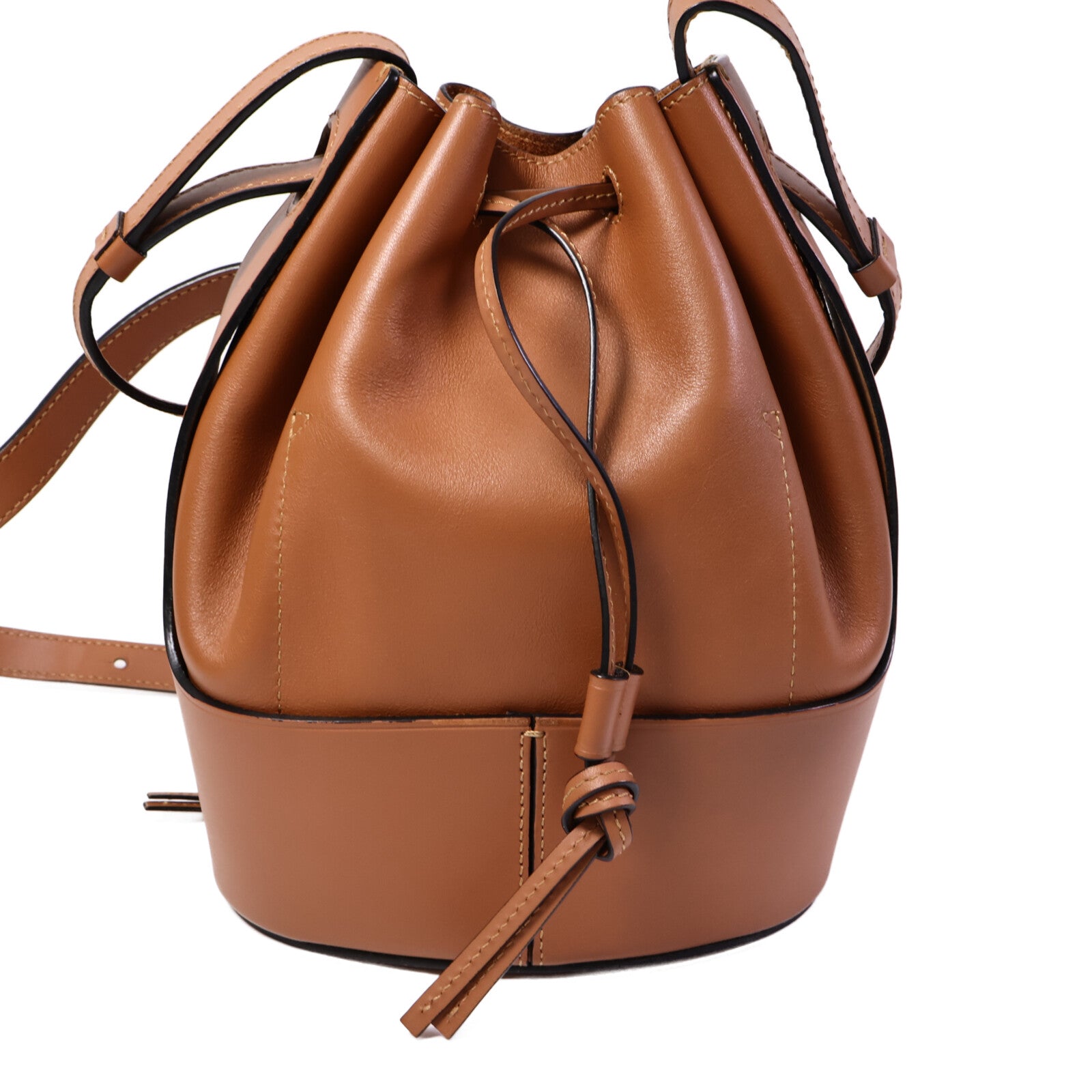 LOEWE 牛皮皮革Balloon Small肩背袋