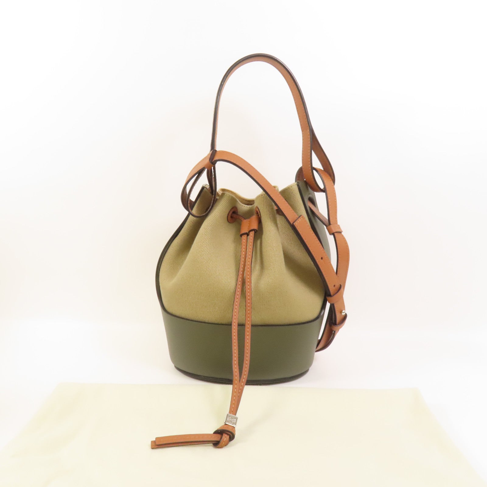 LOEWE 帆布/牛皮皮革Balloon肩背袋