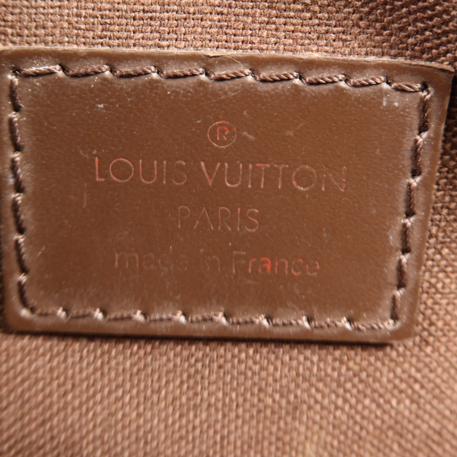 LOUIS VUITTON Damier Pochette Macau手拿包