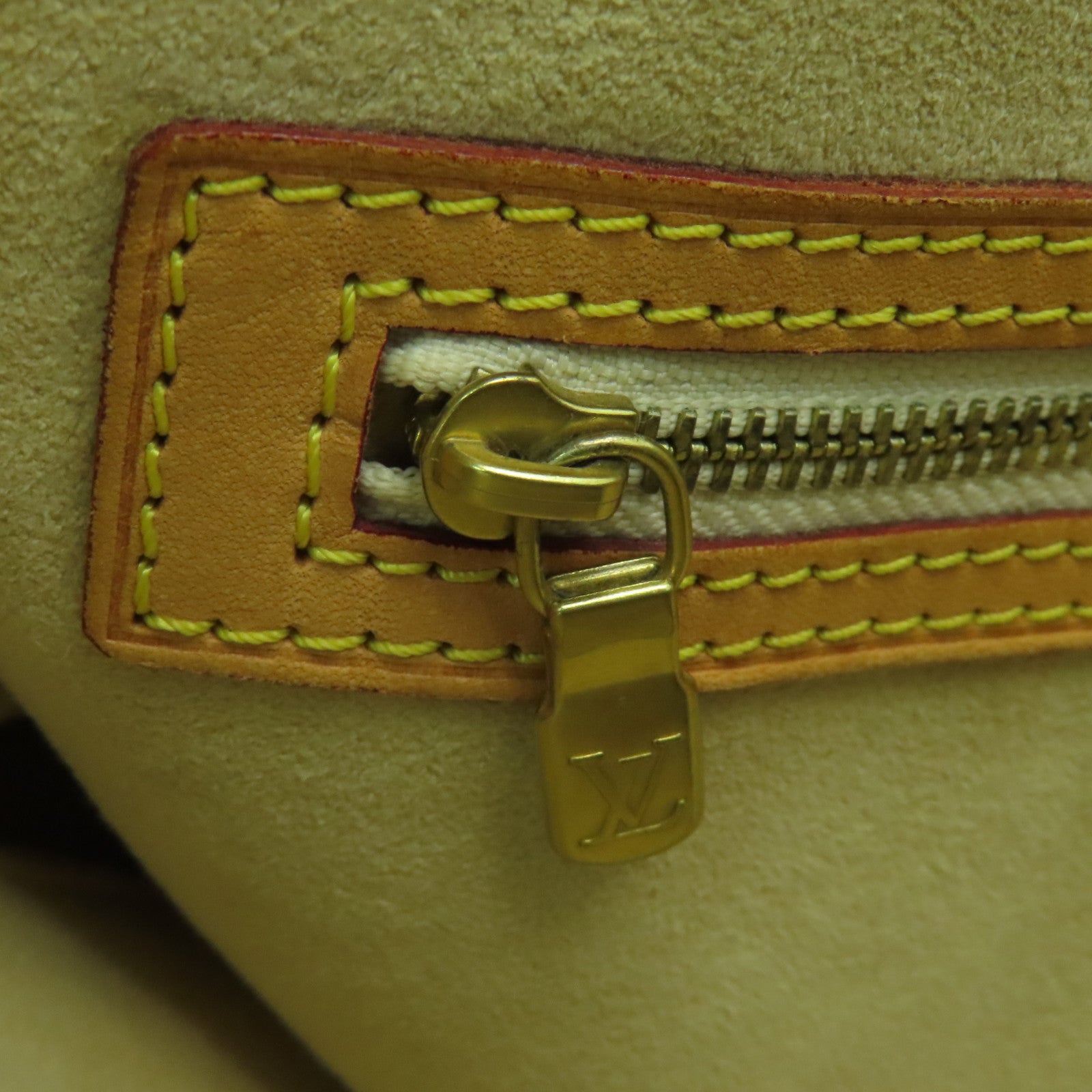 LOUIS VUITTON Damier Azur Hampstead MM金扣肩背袋白色