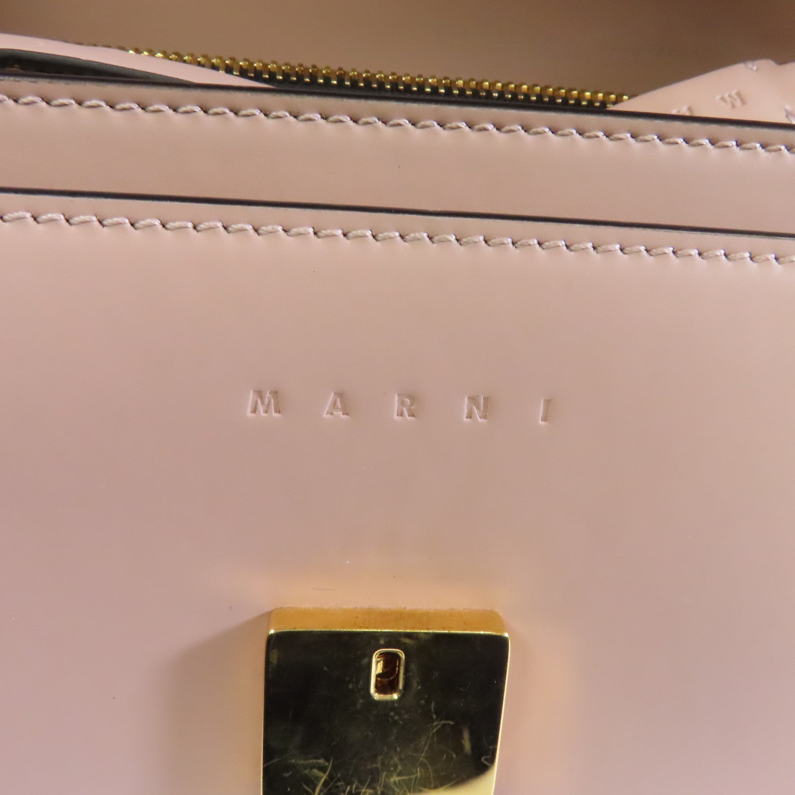 MARNI 牛皮皮革Trunk金扣肩背袋粉紅色