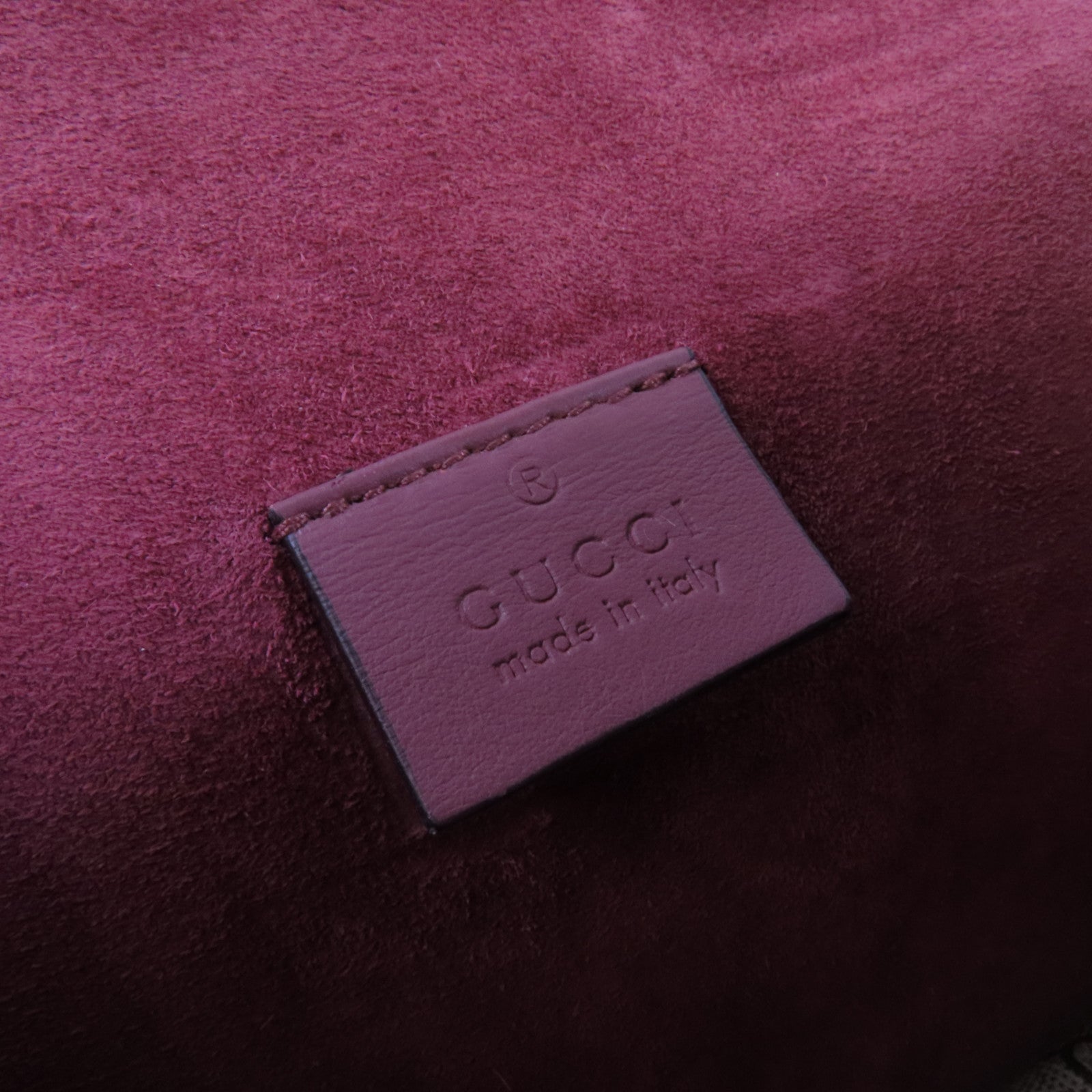 GUCCI 塗層帆布Dionysus GG銀扣鏈帶肩背袋