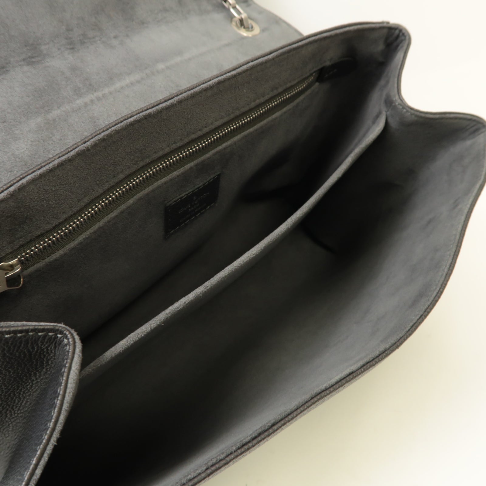 LOUIS VUITTON Monogram Empreinte Saint-Germain MM銀扣鏈帶肩背袋黒色