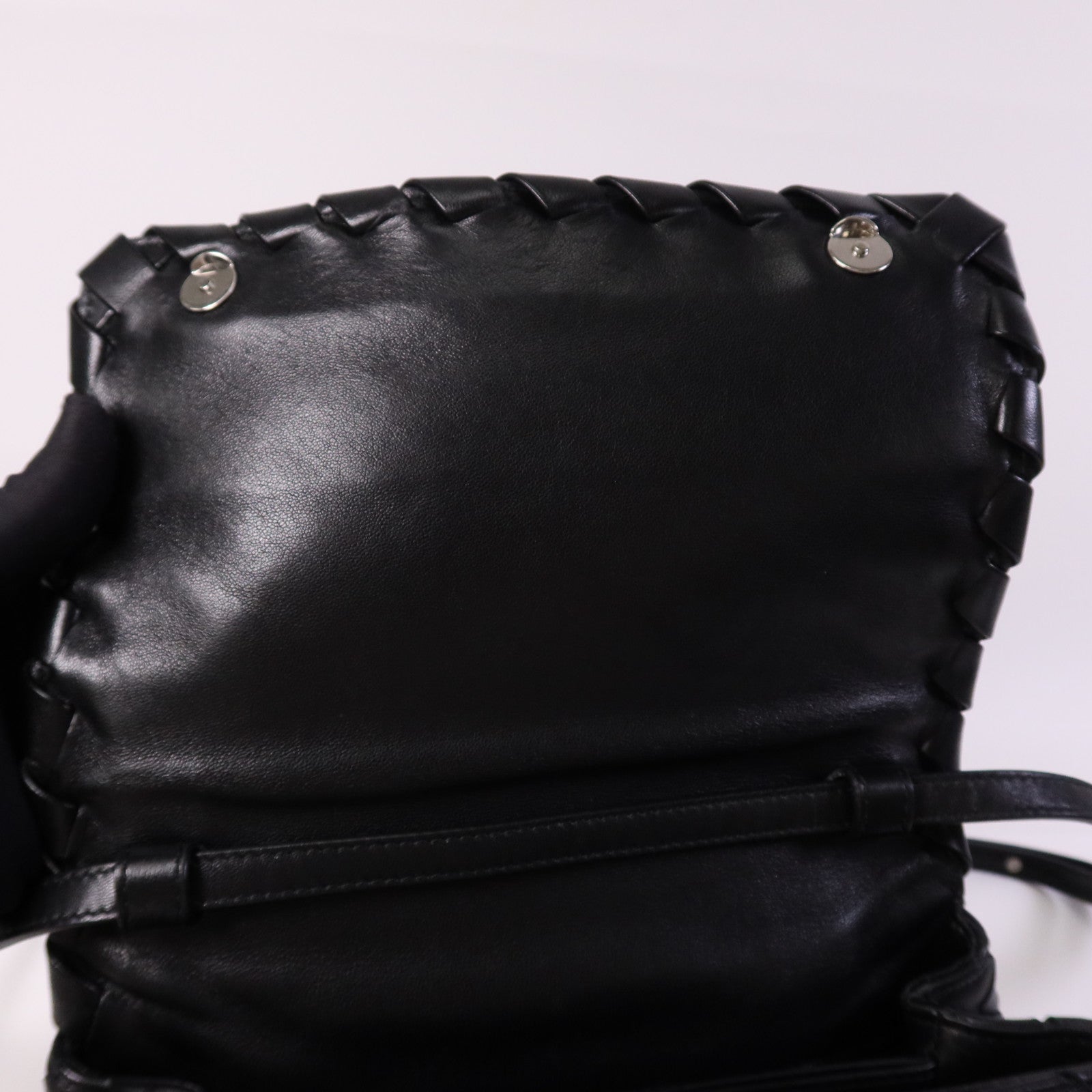 BOTTEGA VENETA 牛皮皮革Shoulder Bag銀扣肩背袋