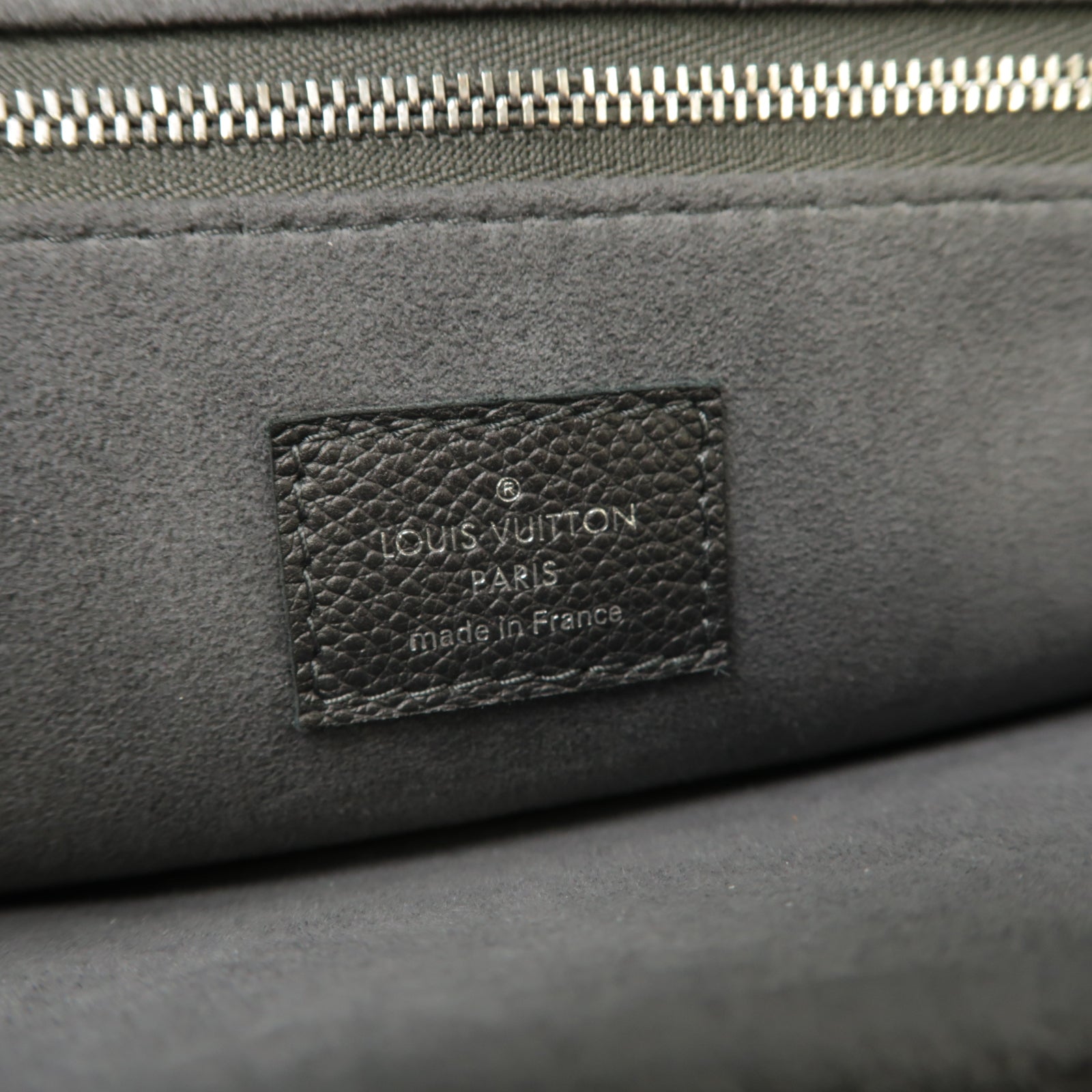 LOUIS VUITTON Monogram Empreinte Saint-Germain MM銀扣鏈帶肩背袋黒色
