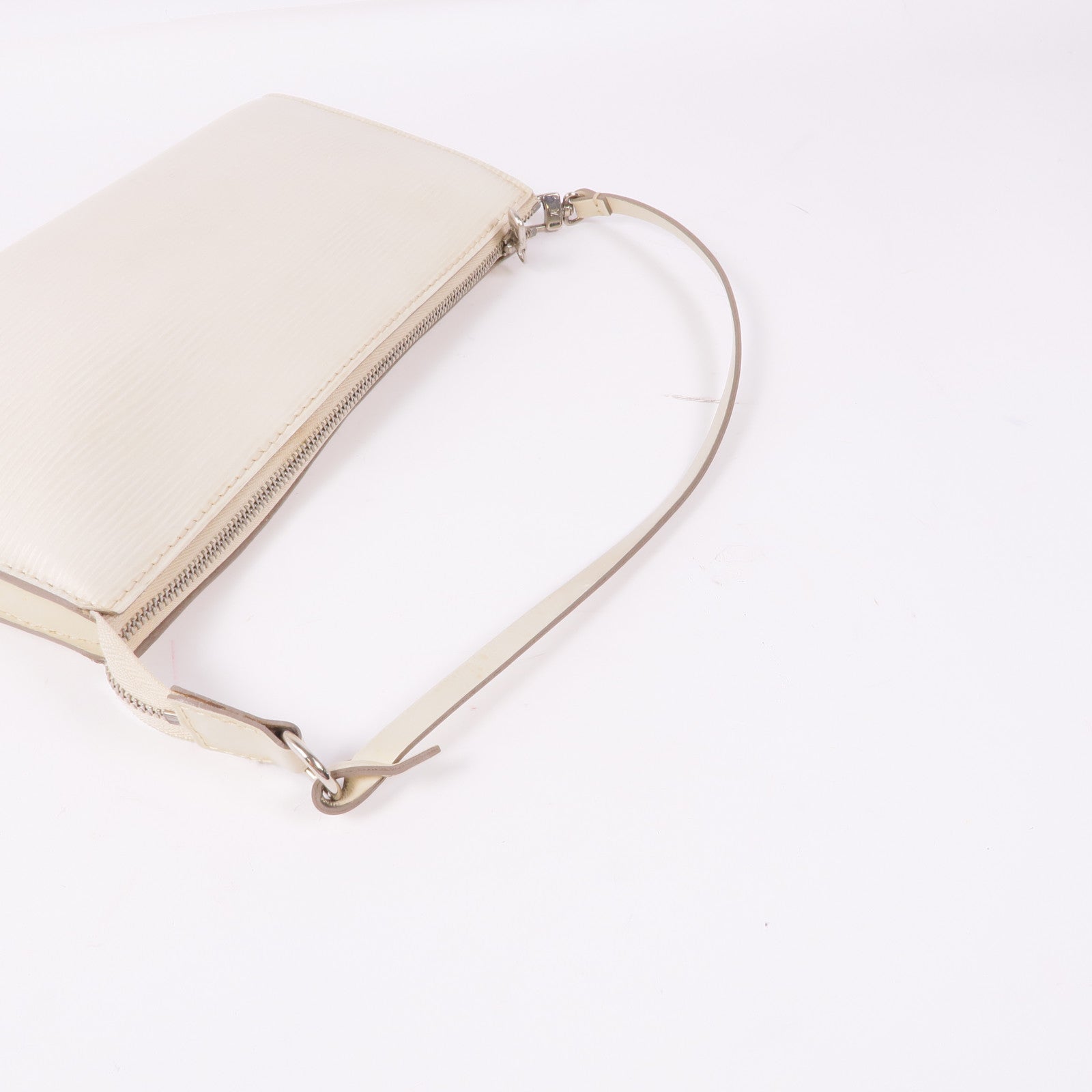 LOUIS VUITTON Epi Pochette Accessoires 24銀扣手挽袋