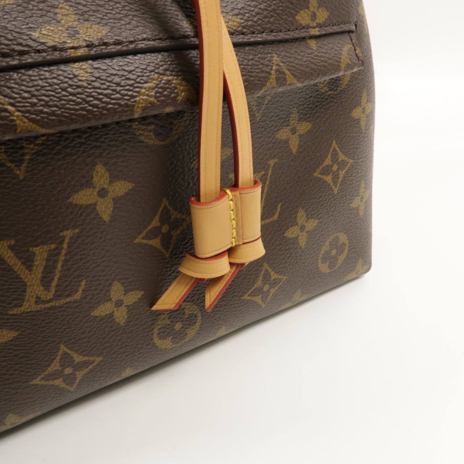 LOUIS VUITTON Monogram Montsouris背包