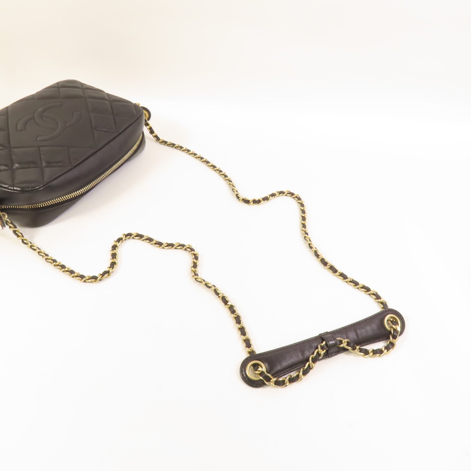 CHANEL 羊皮皮革Camera Bag金扣肩背袋