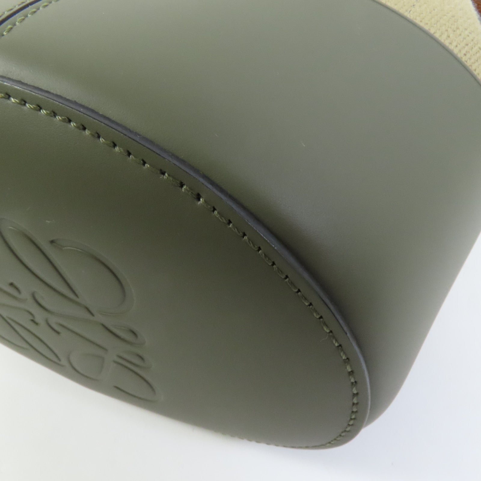 LOEWE 帆布/牛皮皮革Balloon肩背袋