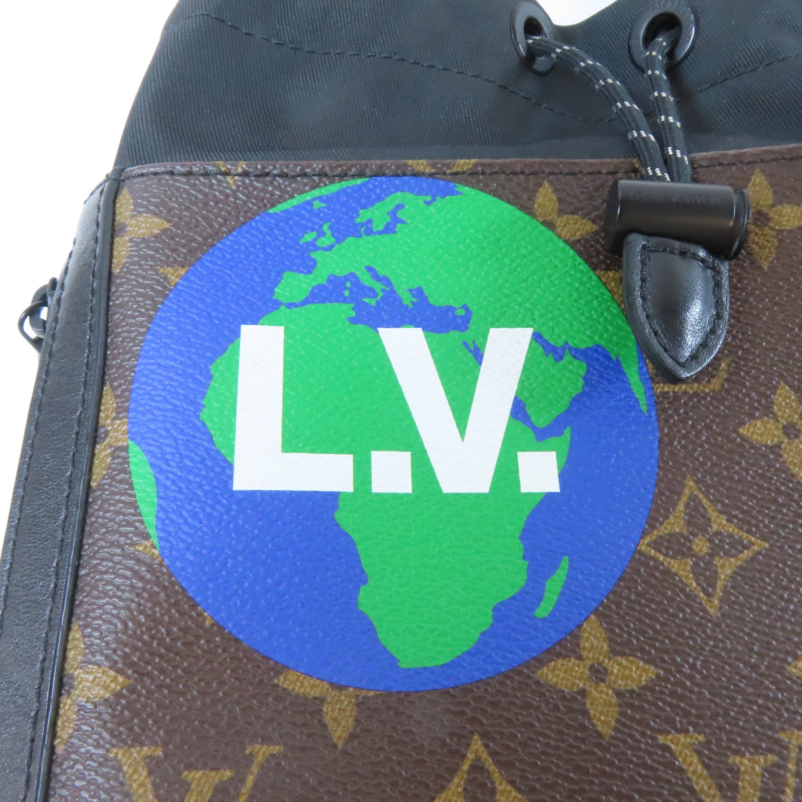 LOUIS VUITTON Monogram Chalk Sling黑扣肩背袋啡色
