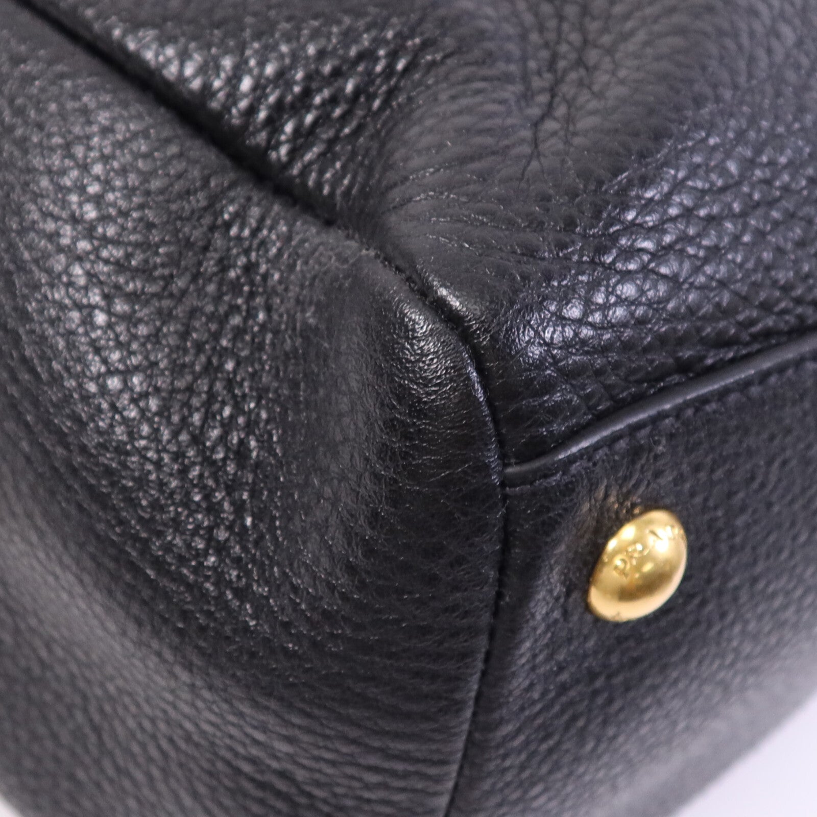 PRADA 牛皮皮革Shoulder Bag金扣肩背袋