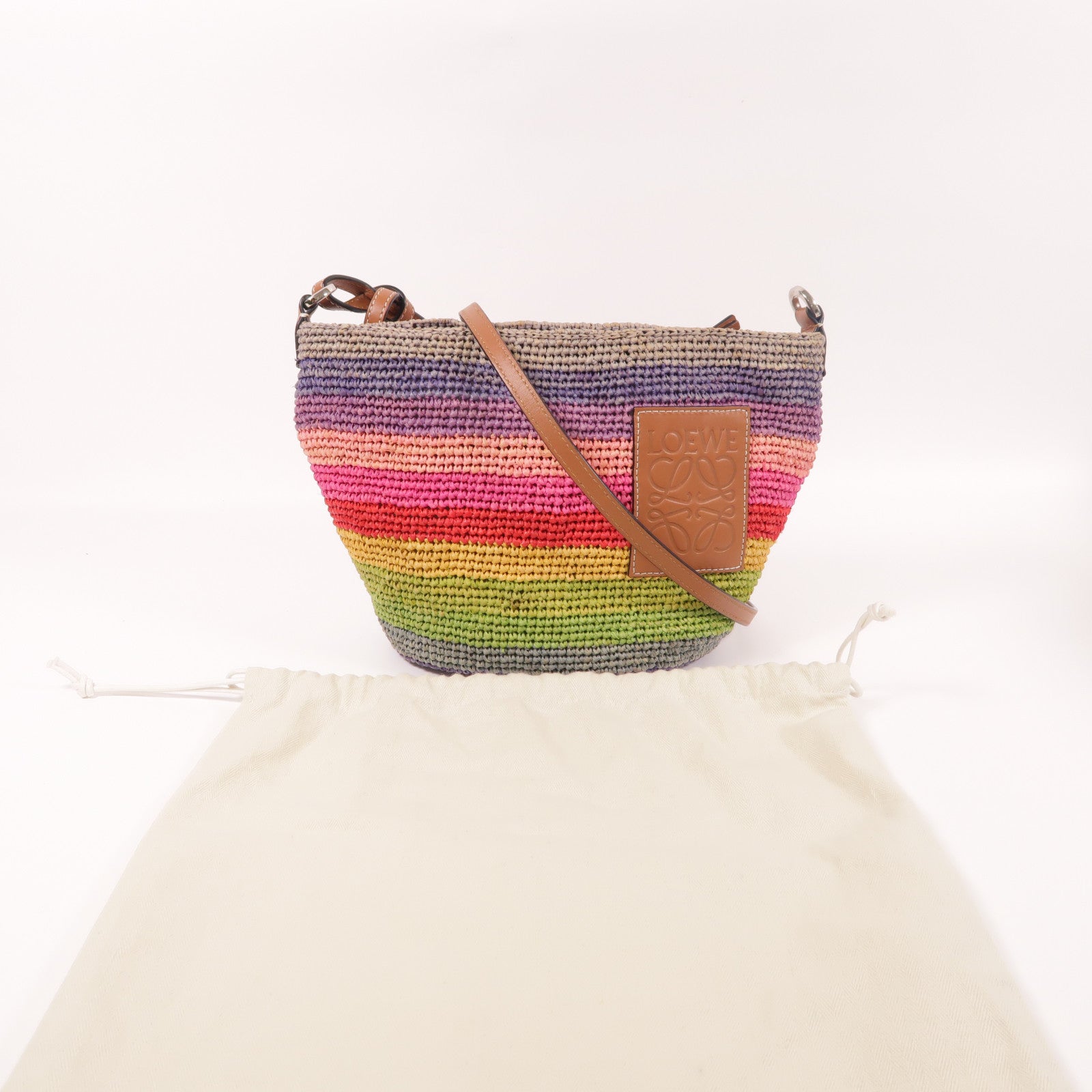 LOEWE 【激減優惠】Raffia Paulas lbiza銀扣肩背袋