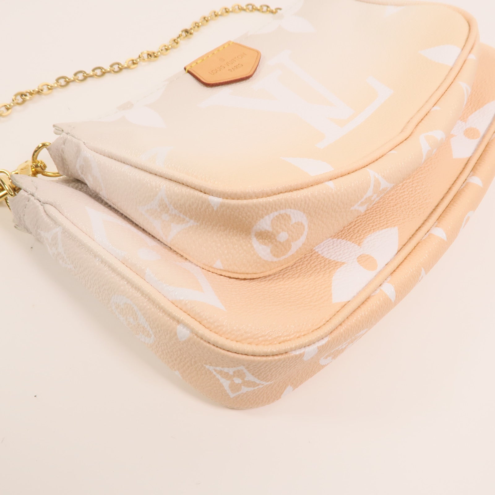 LOUIS VUITTON Monogram Giant Multi Pochette Accessoires金扣手挽肩背兩用袋