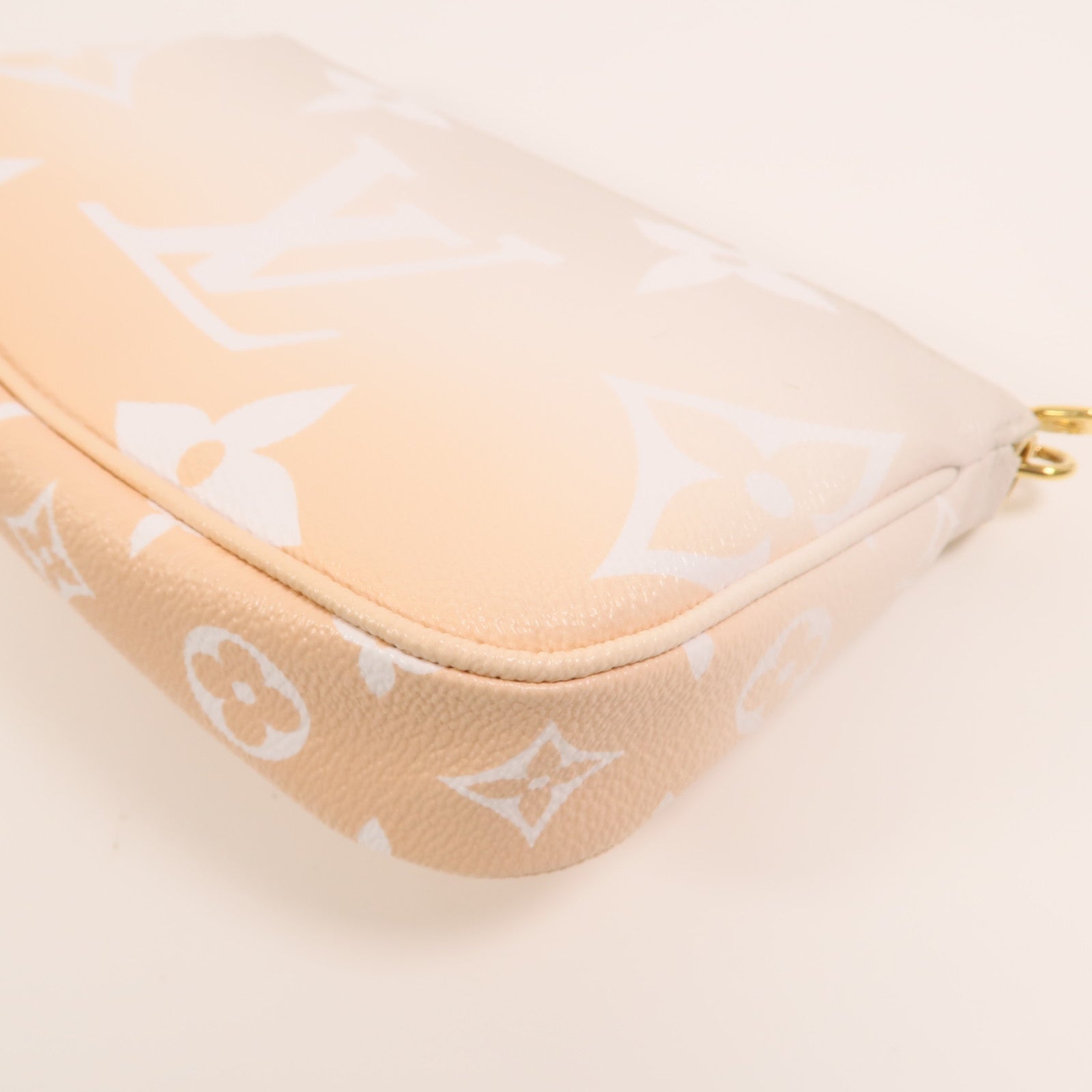 LOUIS VUITTON Monogram Giant Multi Pochette Accessoires金扣手挽肩背兩用袋