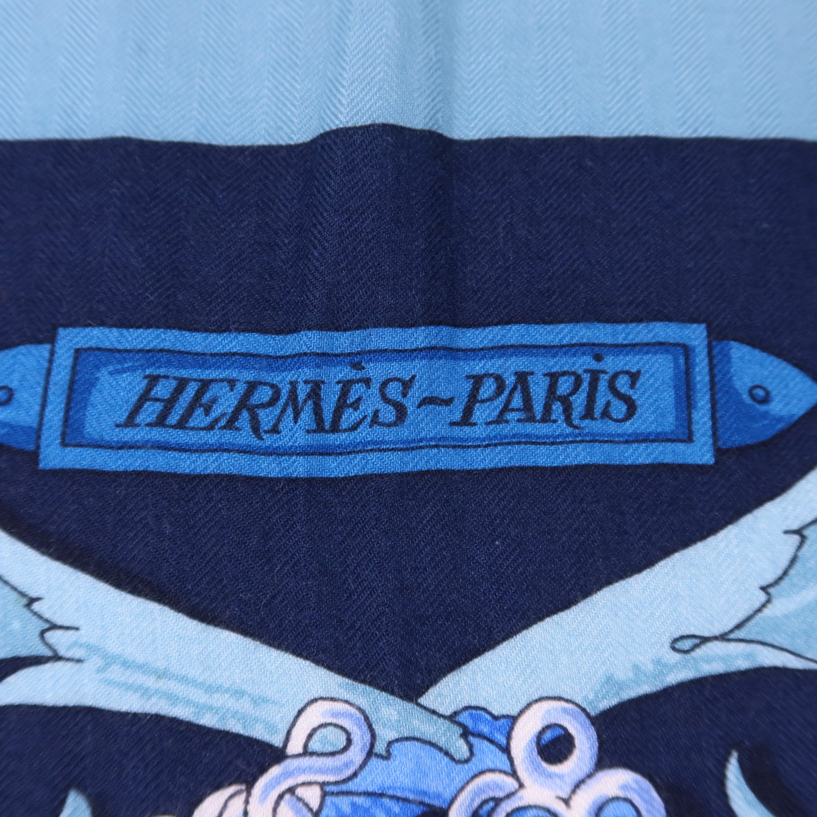 HERMES 絲質/羊絨Scarf 140X140絲巾
