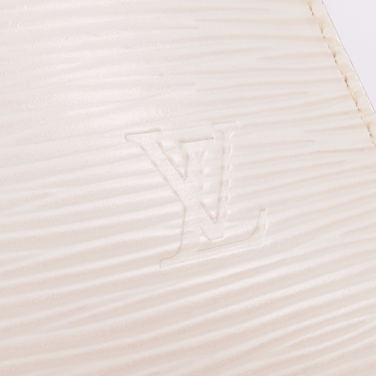 LOUIS VUITTON Epi Pochette Accessoires 24銀扣手挽袋