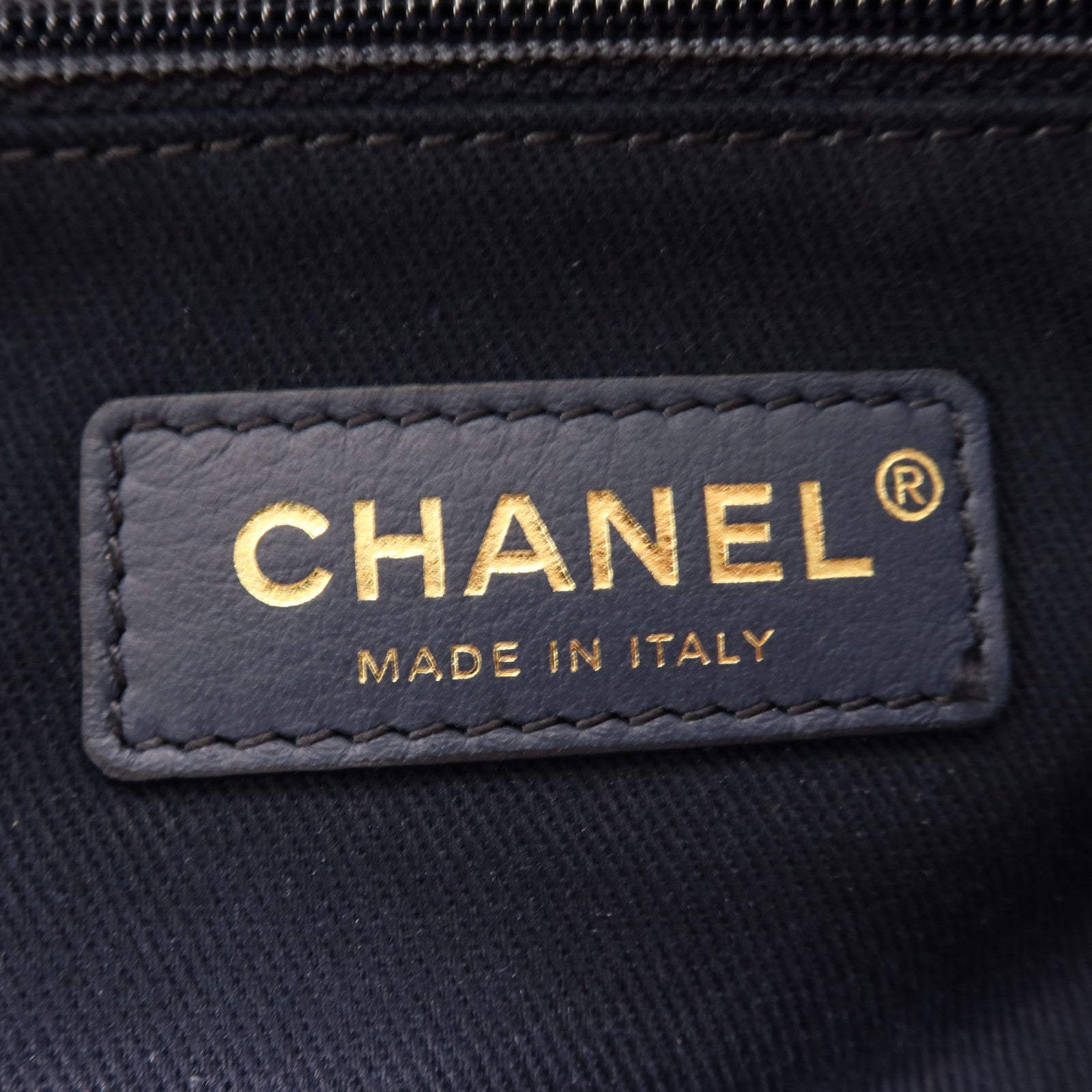 CHANEL 牛仔布Deauville Tote金扣鏈帶肩背袋