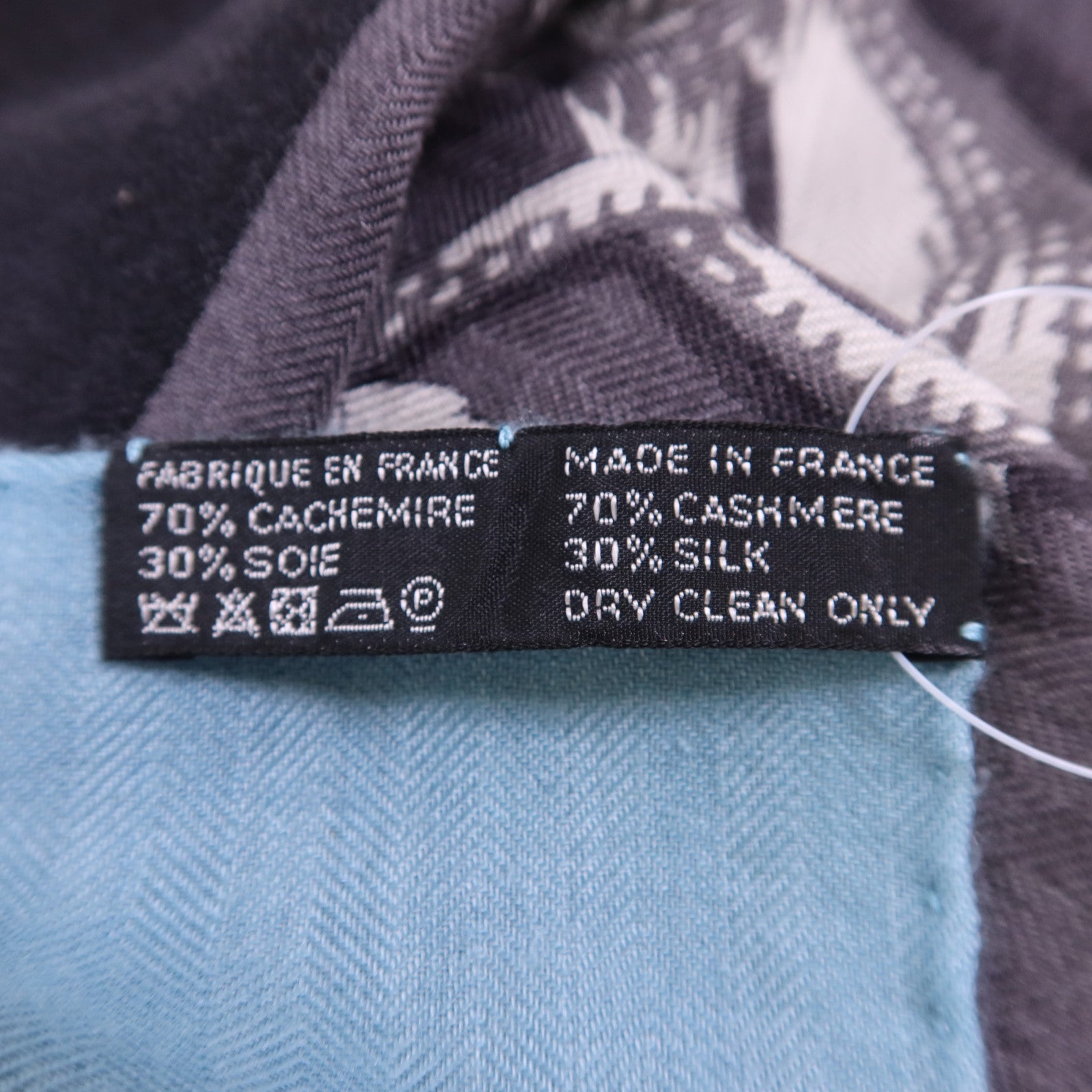 HERMES 絲質/羊絨Scarf 140X140絲巾