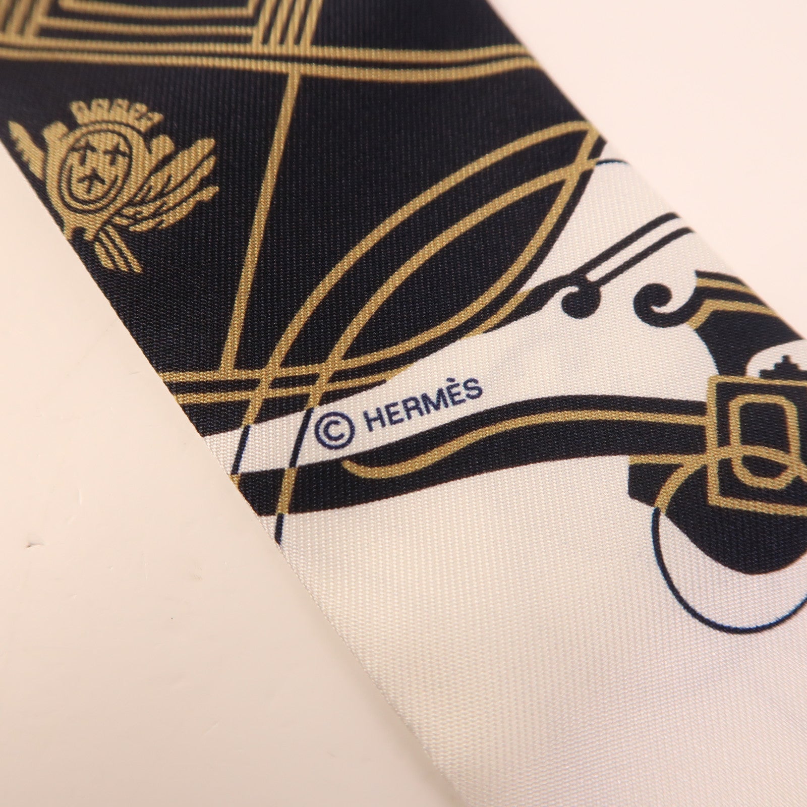 HERMES 絲質Twilly絲巾