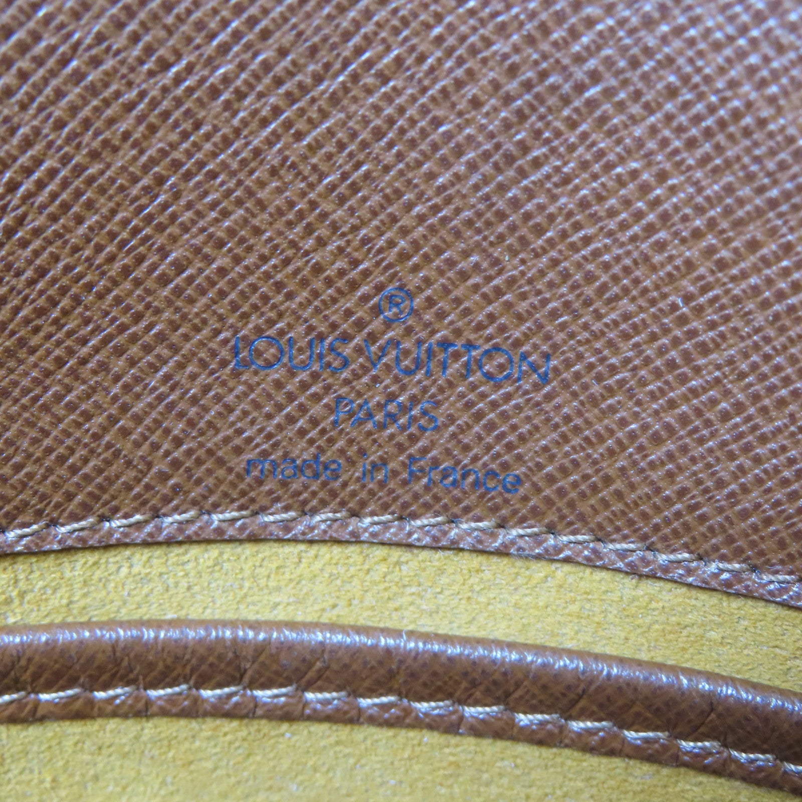LOUIS VUITTON Monogram Musette Tango金扣肩背袋啡色