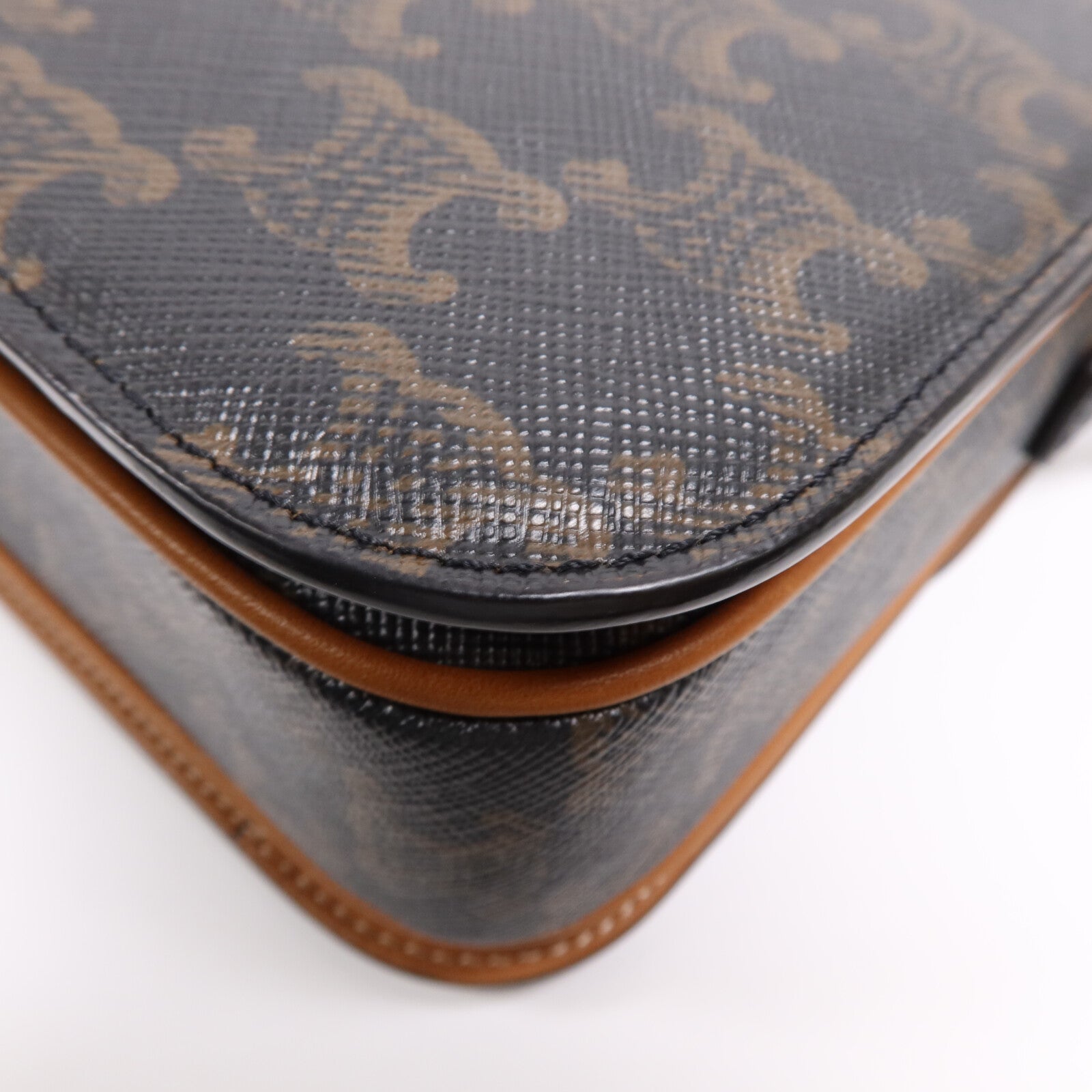 CELINE 塗層帆布Triomphe 22金扣肩背袋