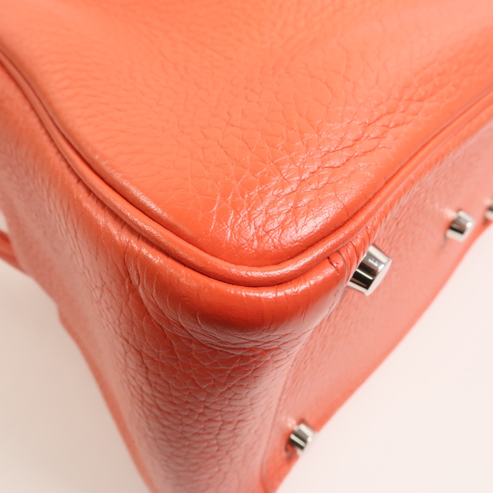 HERMES Clemence皮革Lindy 26肩背袋Rouge Pivoine