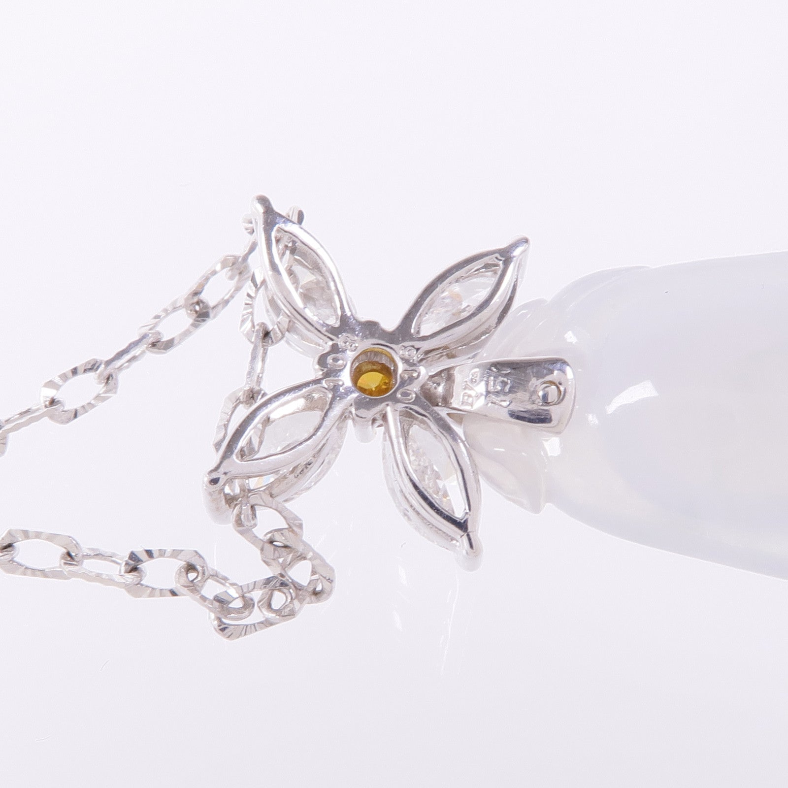 JEWELRY Jade Diamond Necklace 18K White Gold