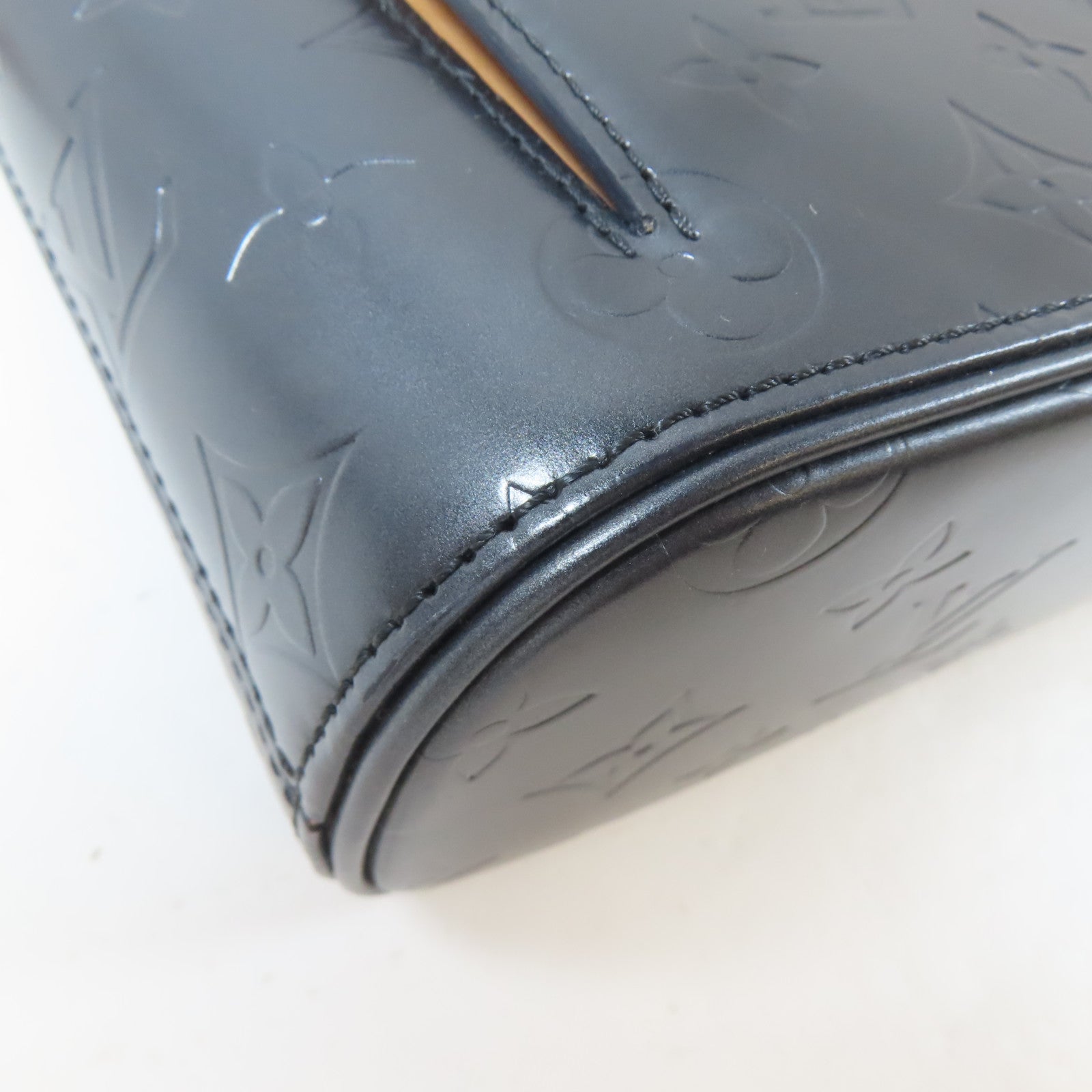 LOUIS VUITTON Monogram Mat Alston銀扣肩背袋灰色